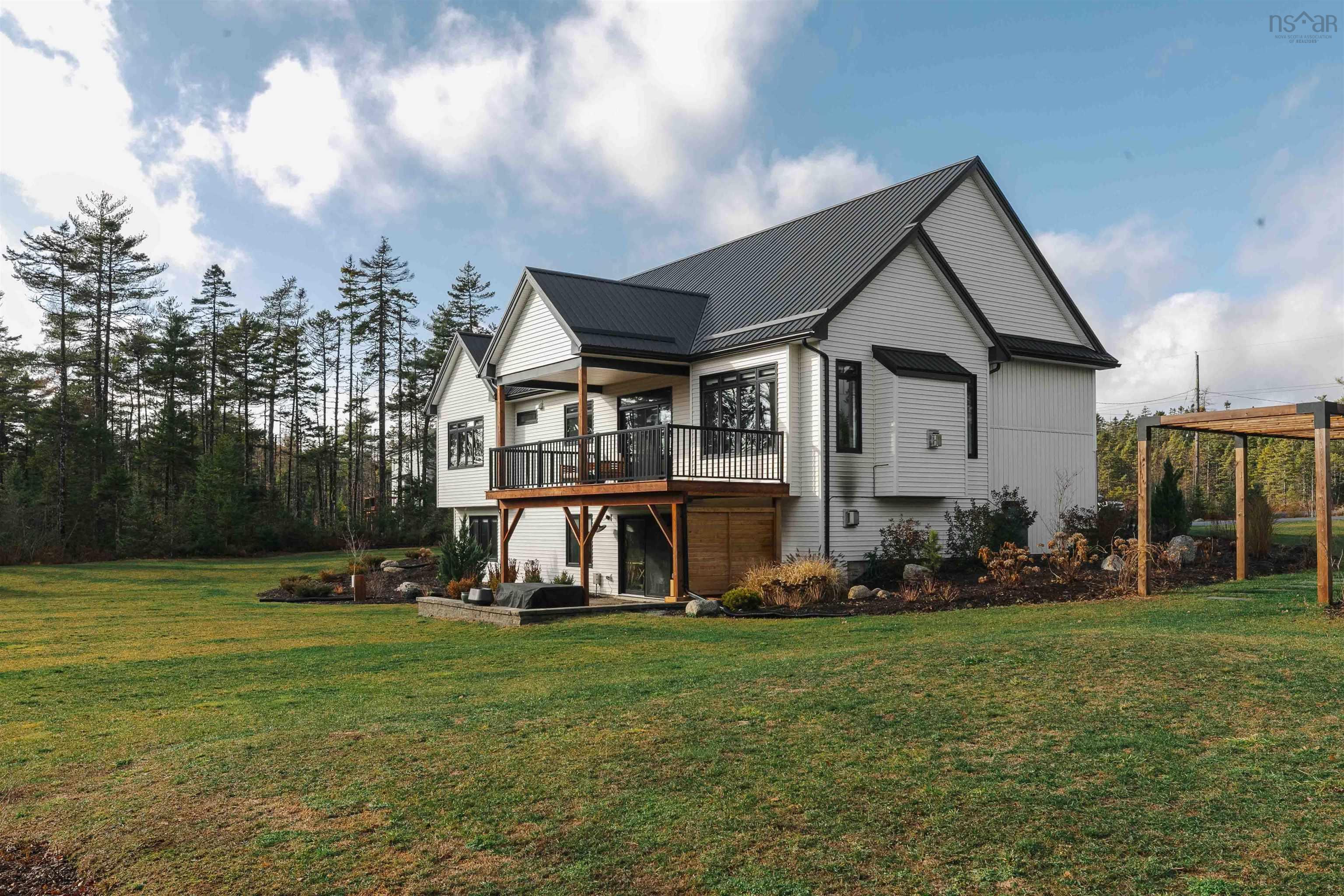 628 Sandwick Drive photo #39