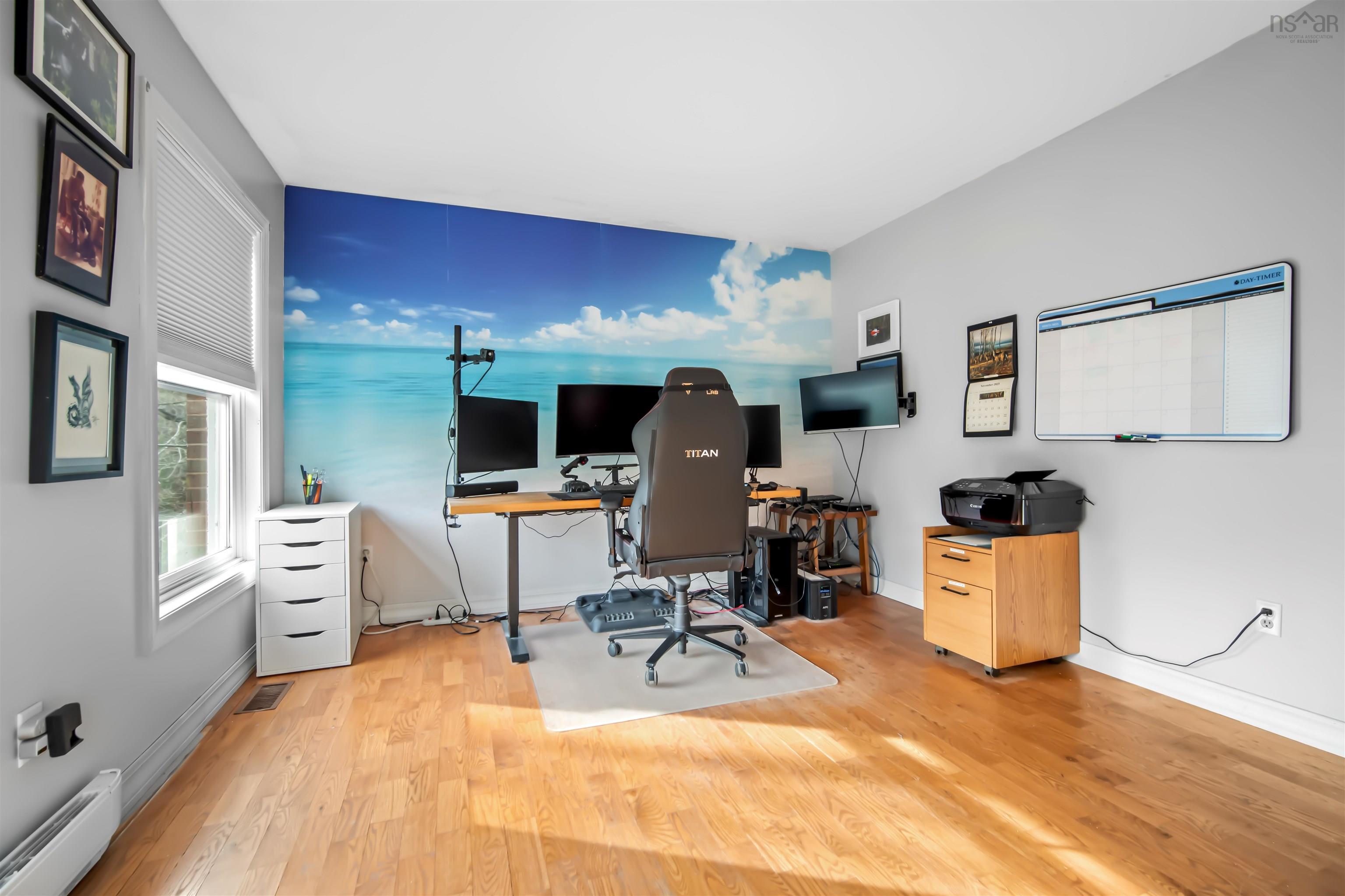 18 Mahar Drive photo #33