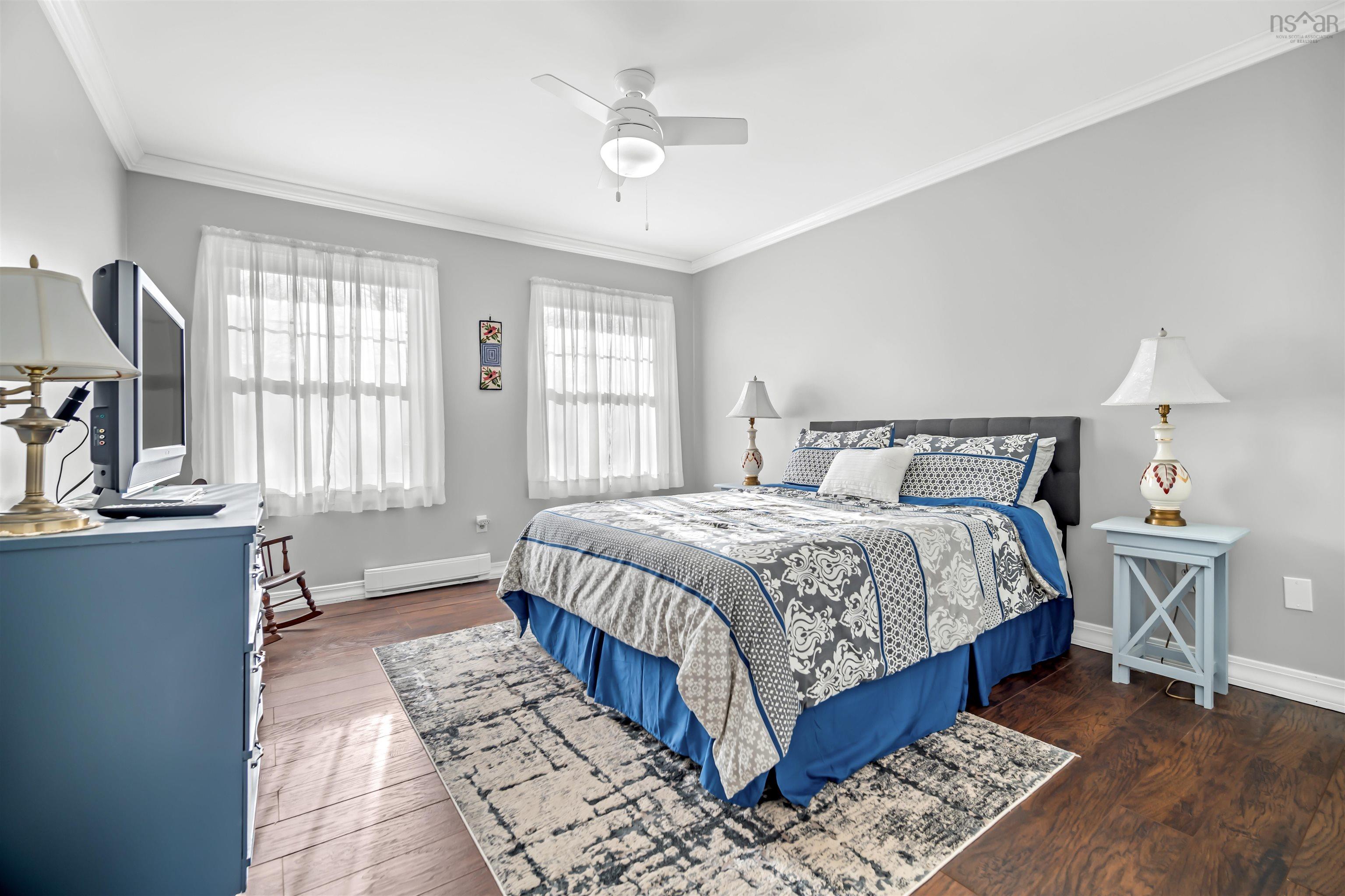 18 Mahar Drive photo #34