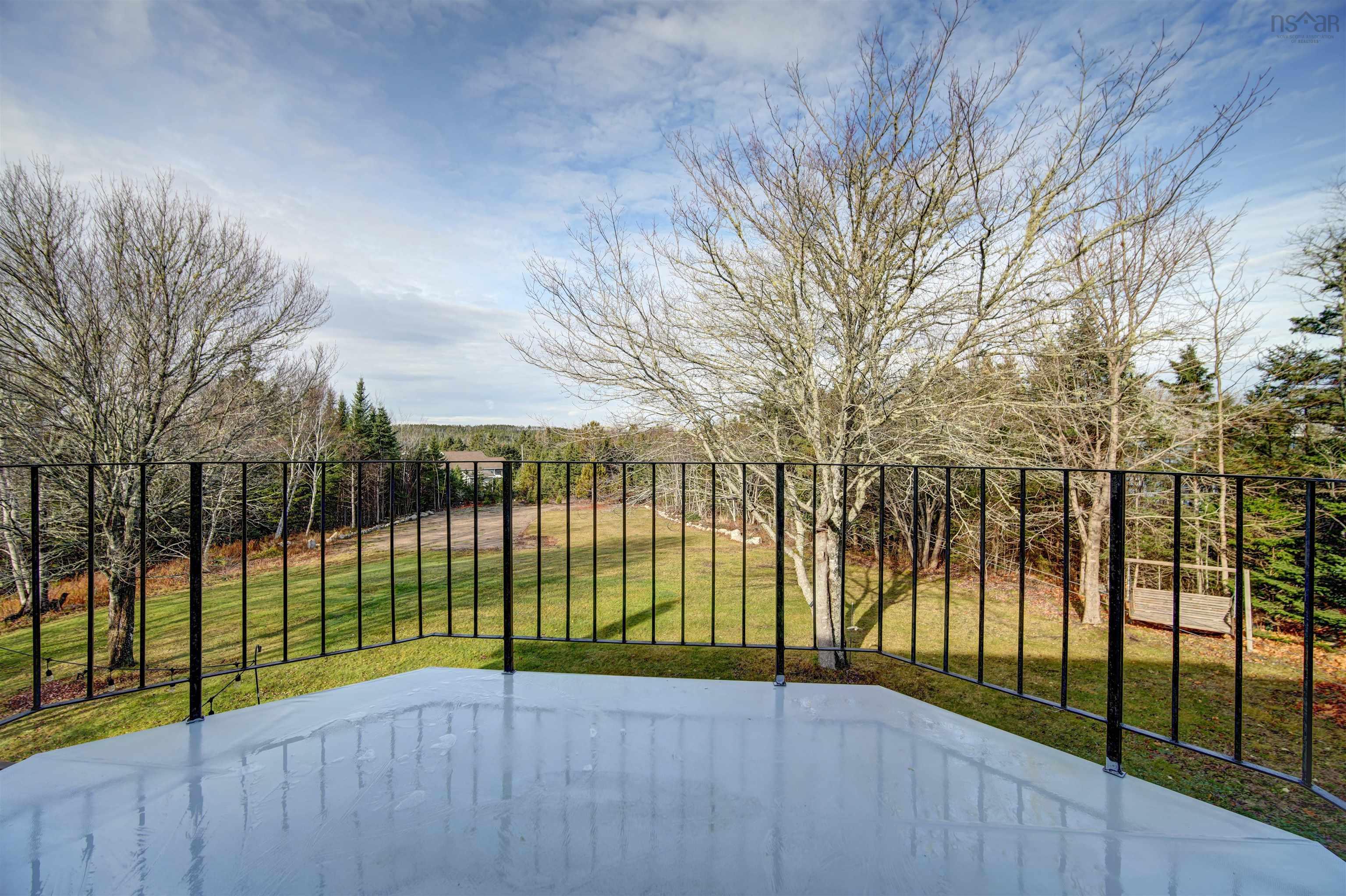 18 Mahar Drive photo #39