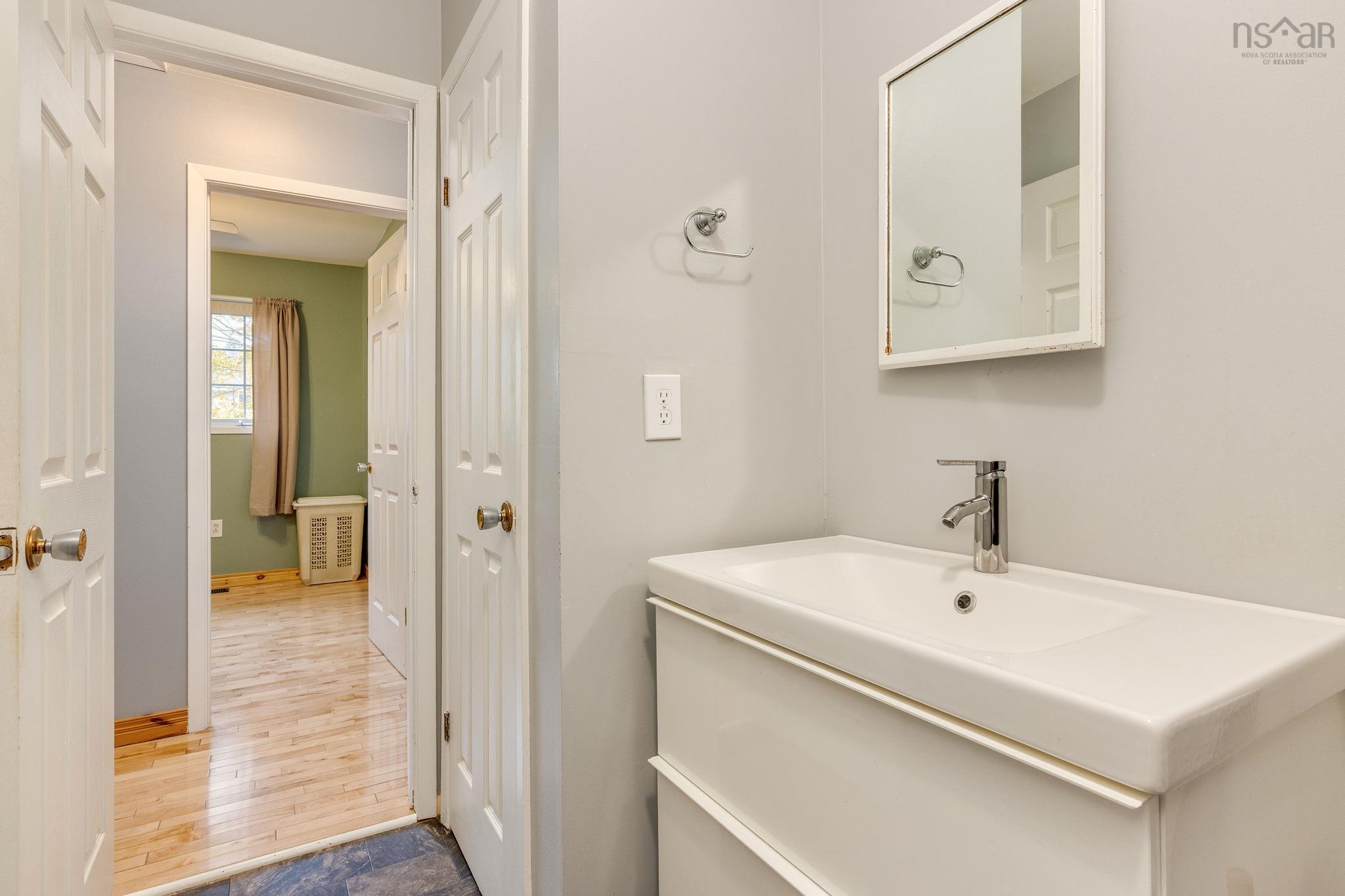 85 Poplar Drive photo #20