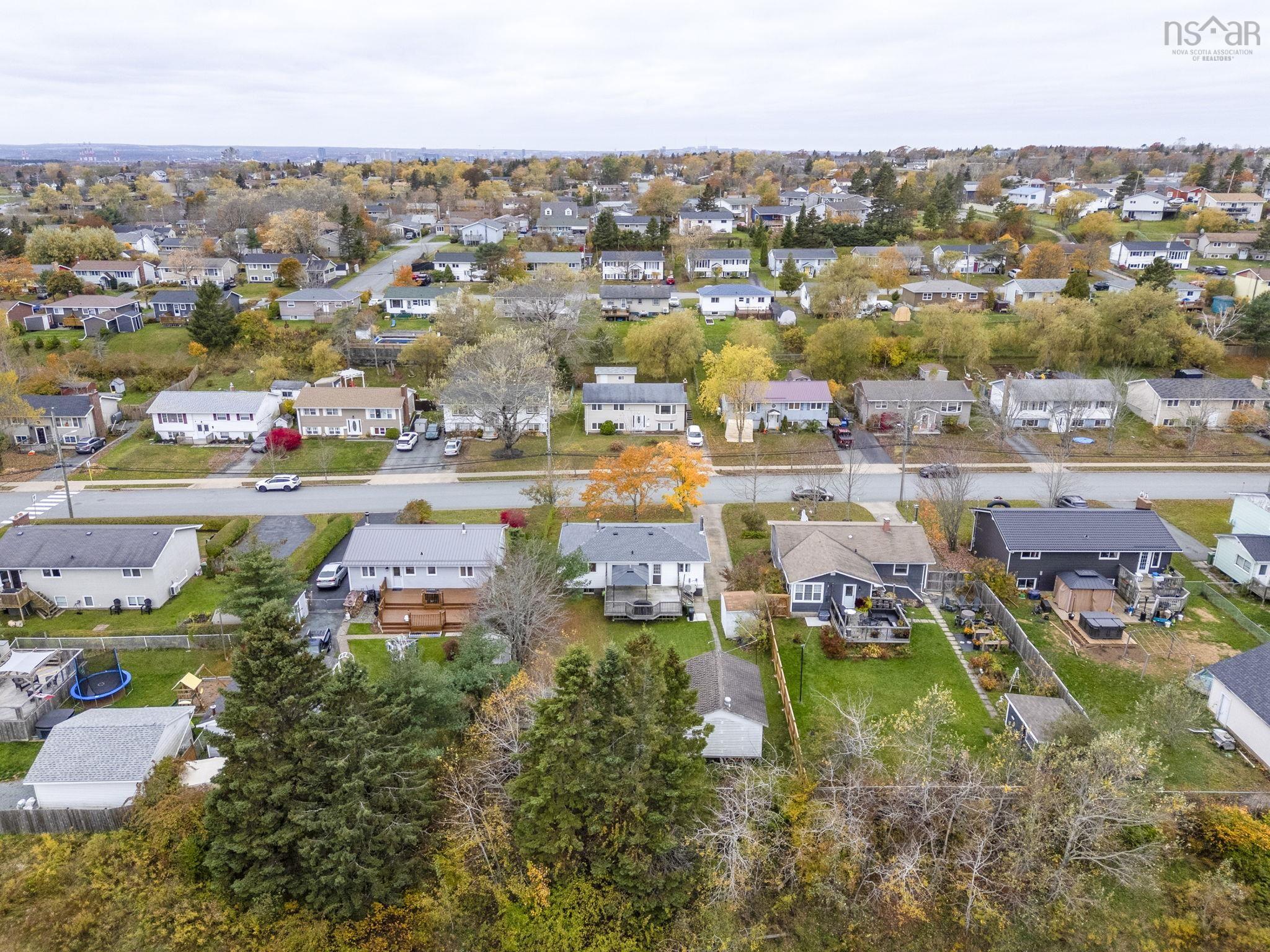 85 Poplar Drive photo #39