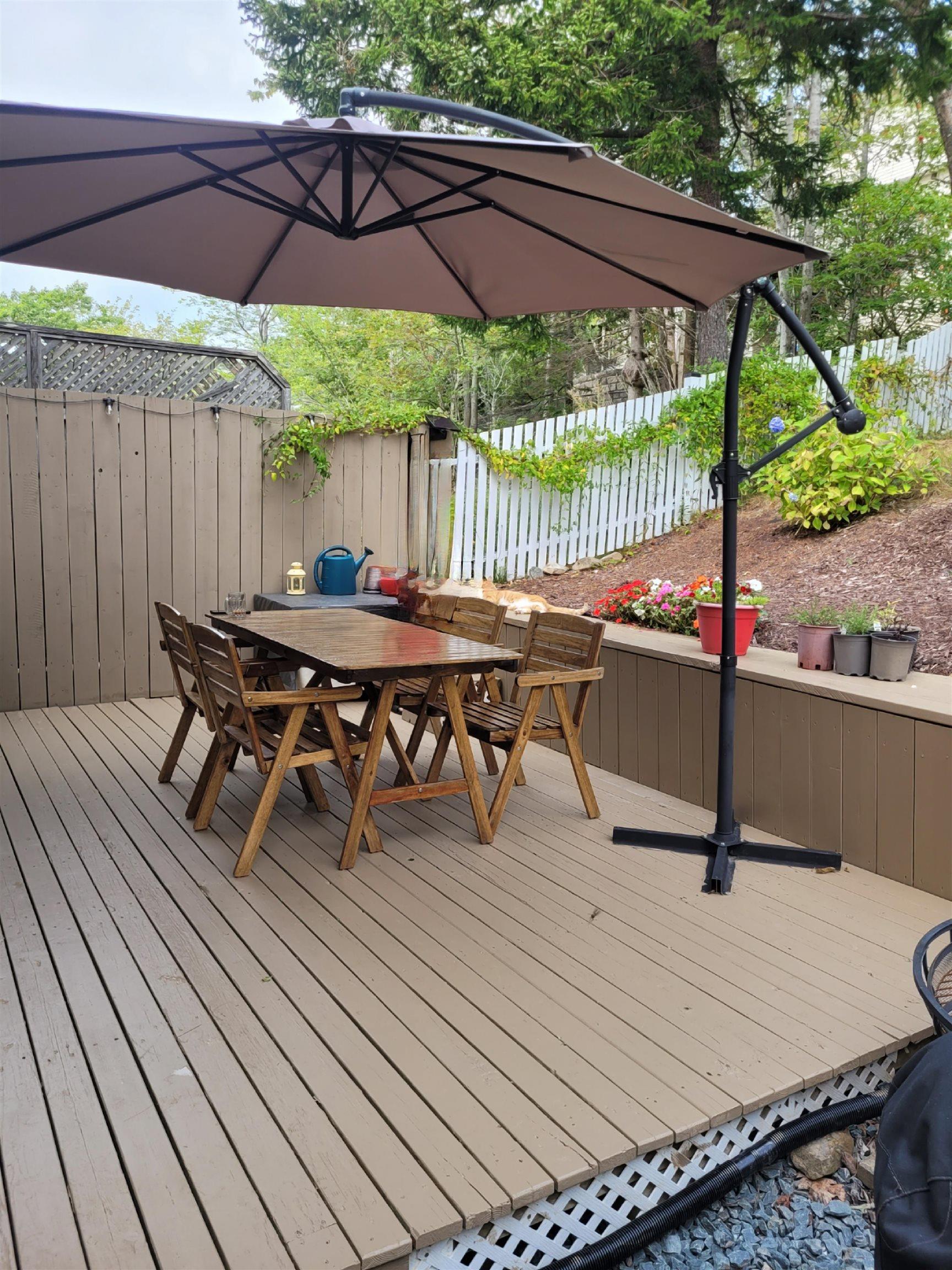 52 Regal Road photo #24