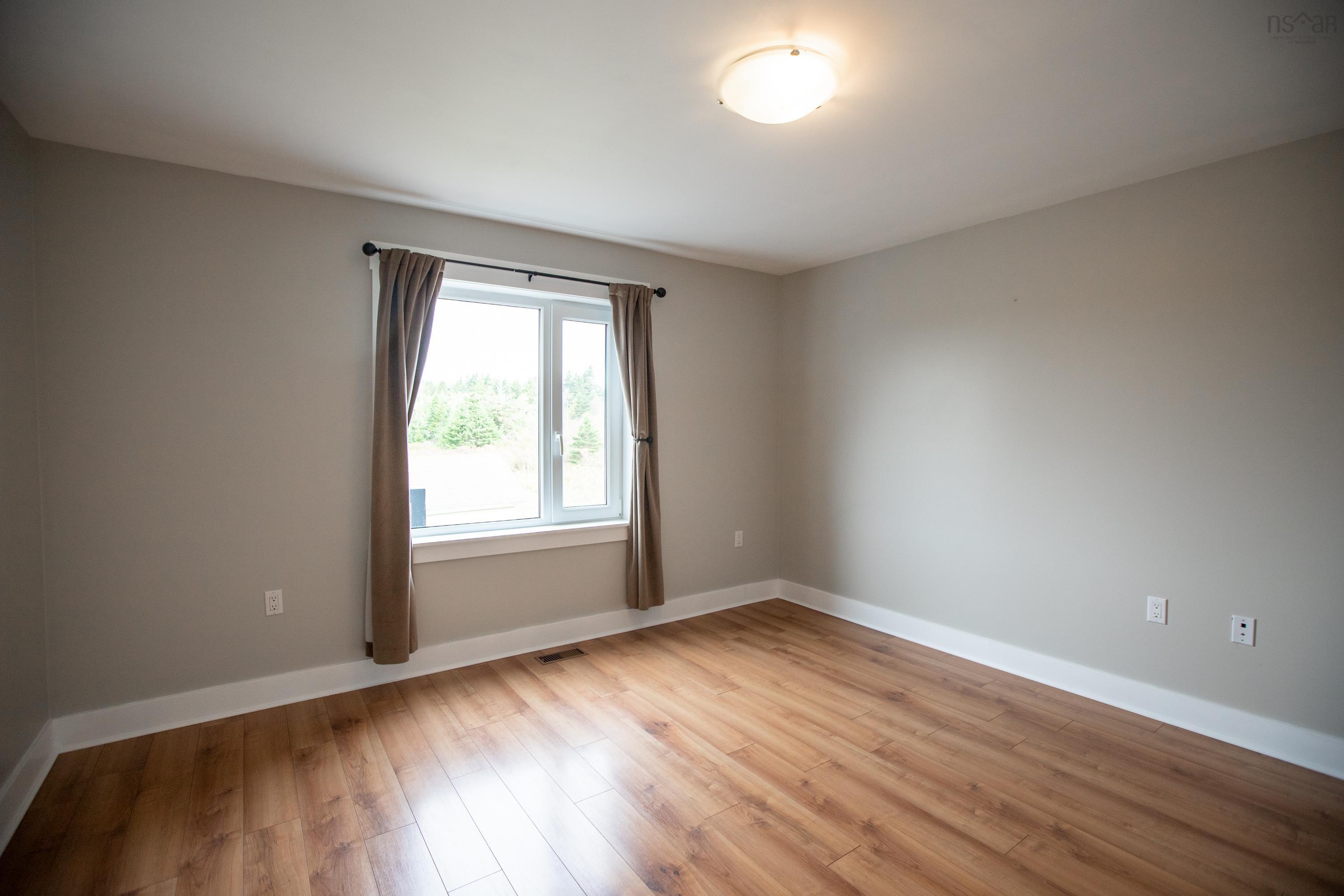 1534 Cow Bay Road photo #17