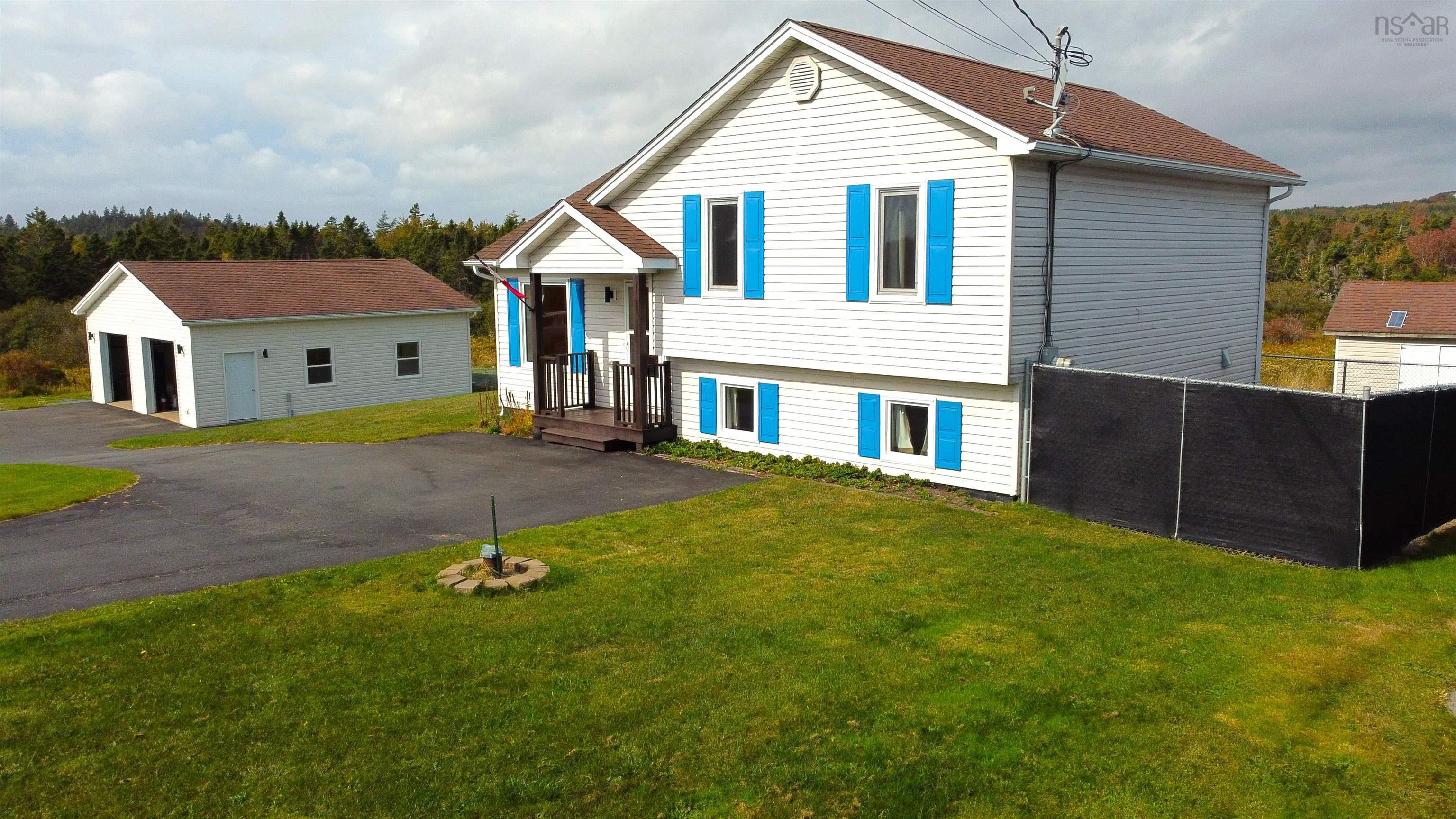 1534 Cow Bay Road photo #3