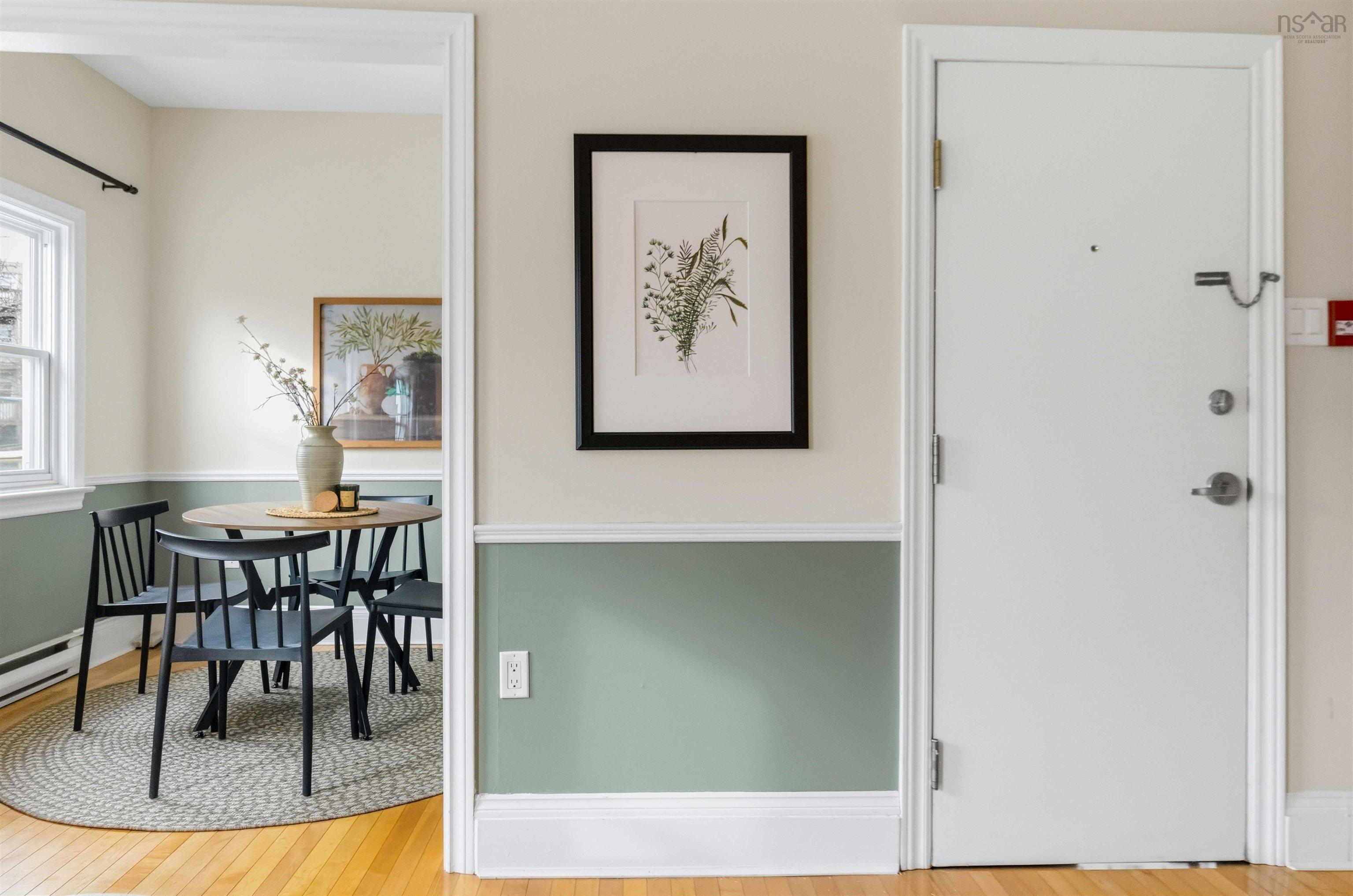 211 5393 Victoria Road photo #15