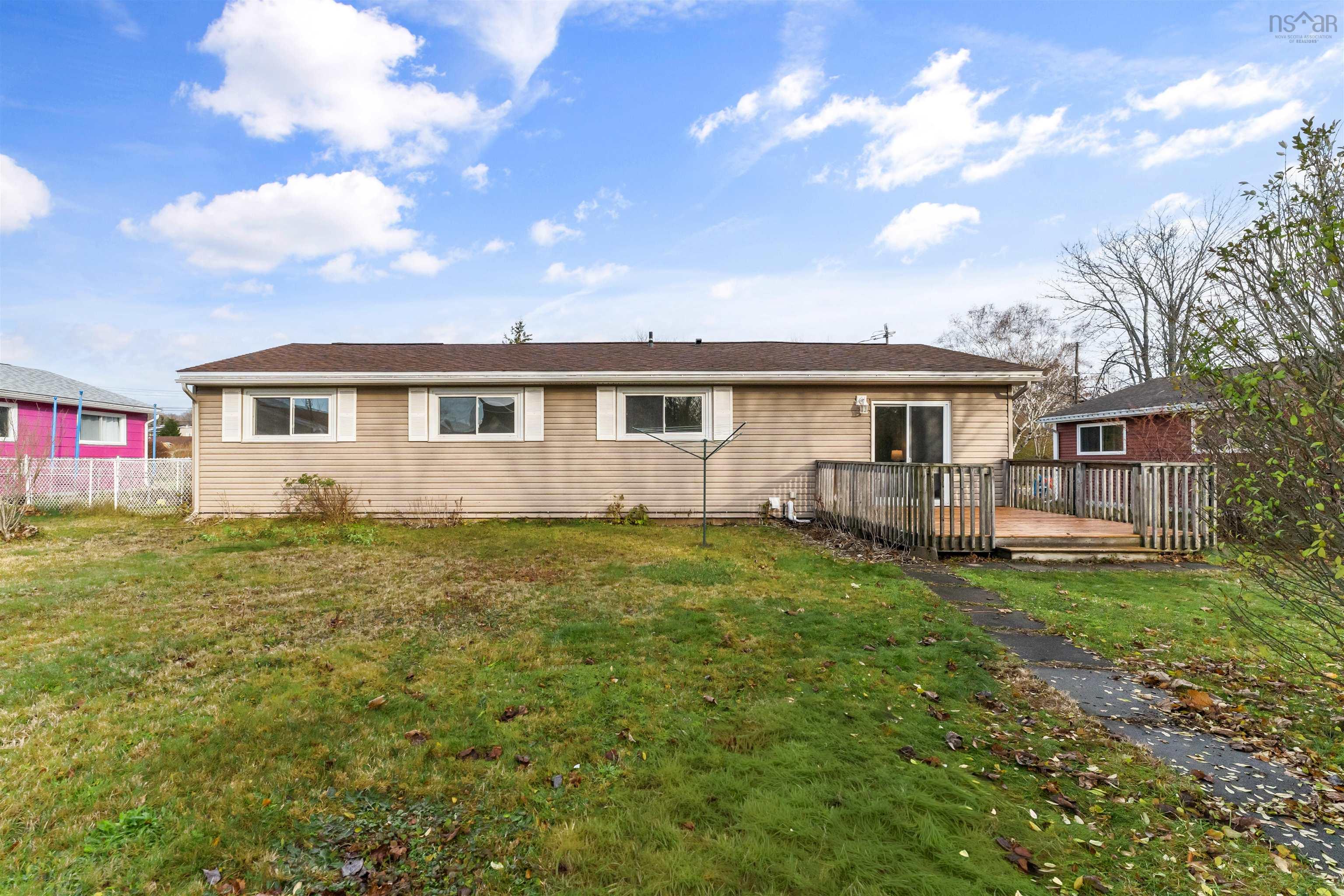 14 Tobermory Road photo #27