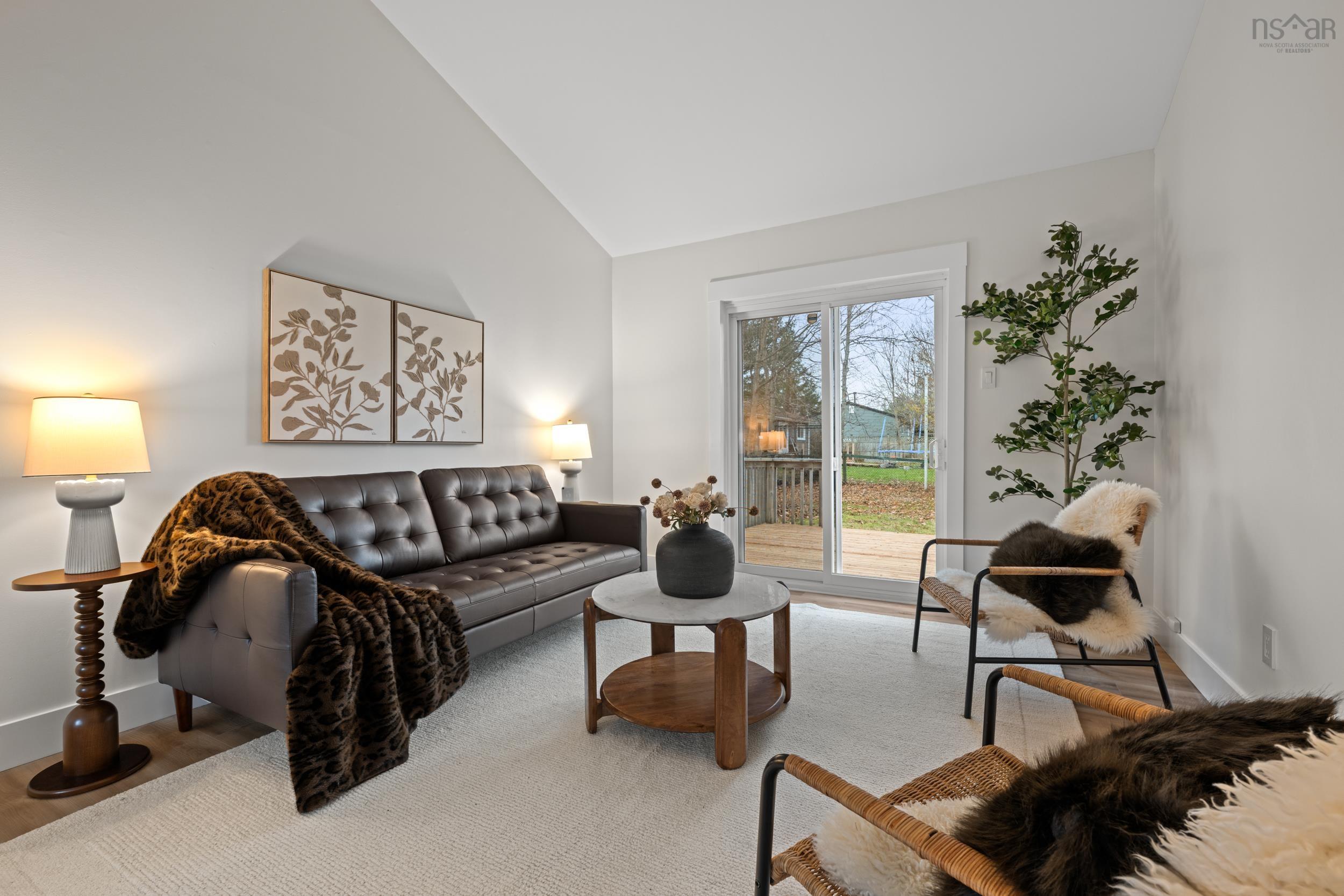 14 Tobermory Road photo #5