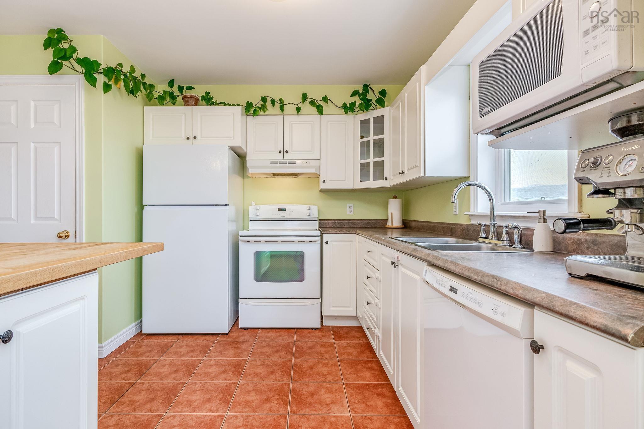 124 Sheppards Run photo #11