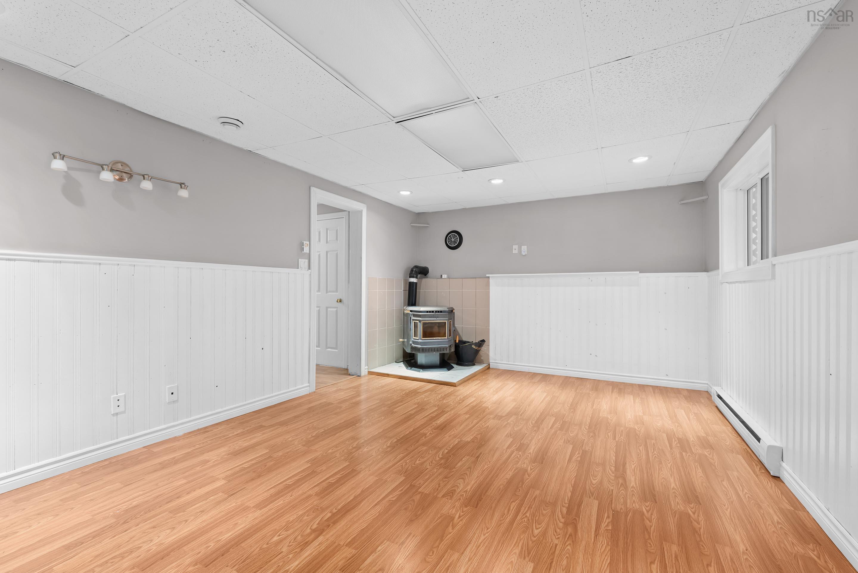 25 Taleen Drive photo #17