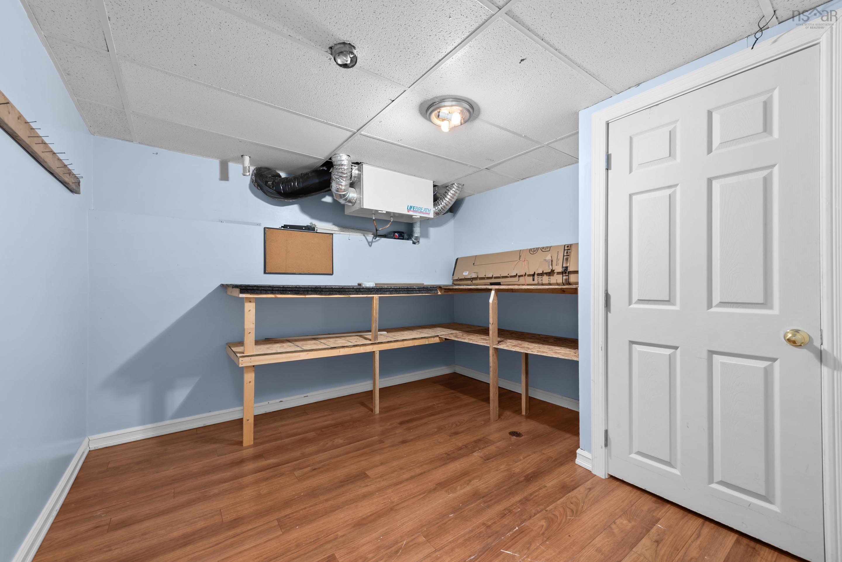 25 Taleen Drive photo #21