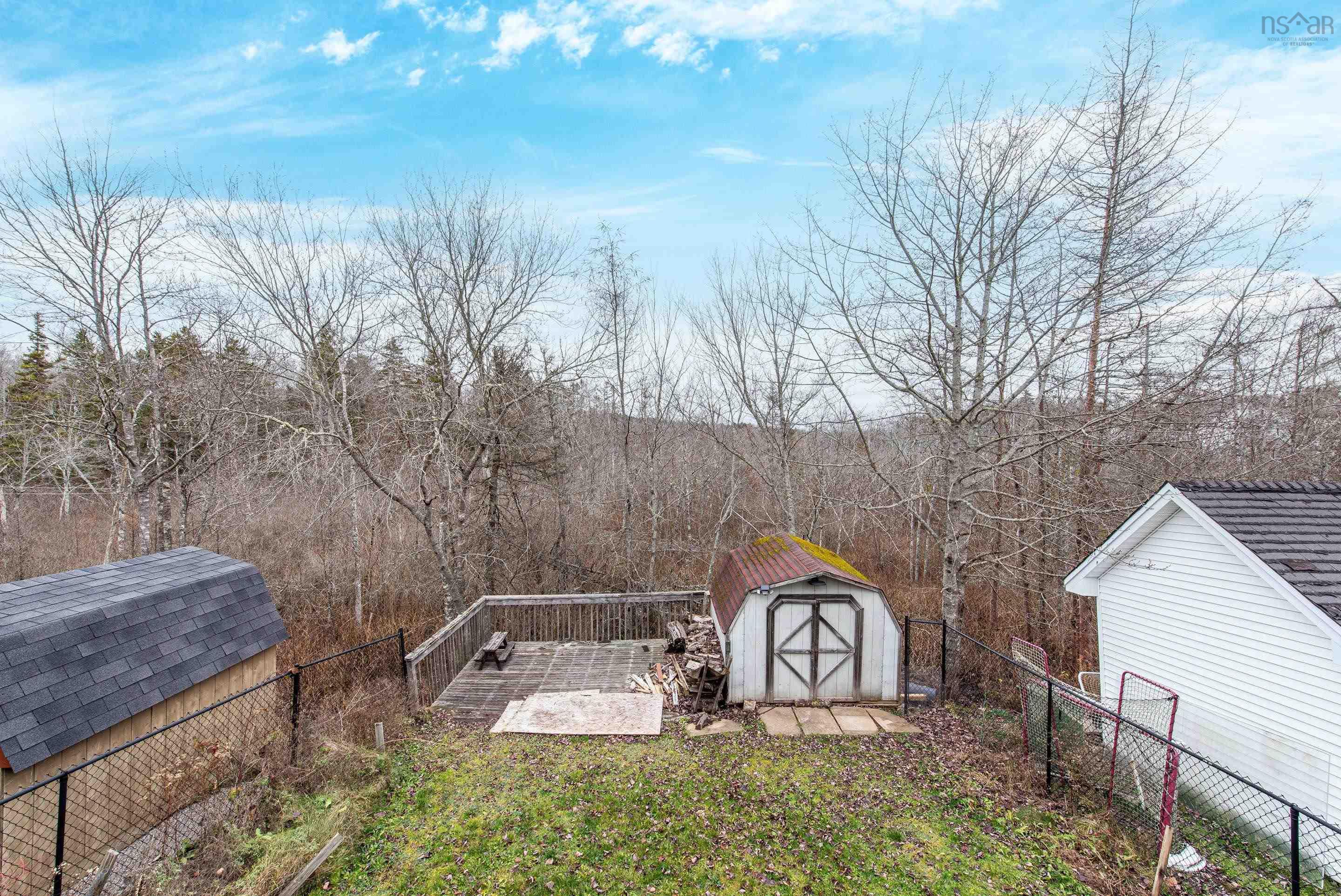 25 Taleen Drive photo #23