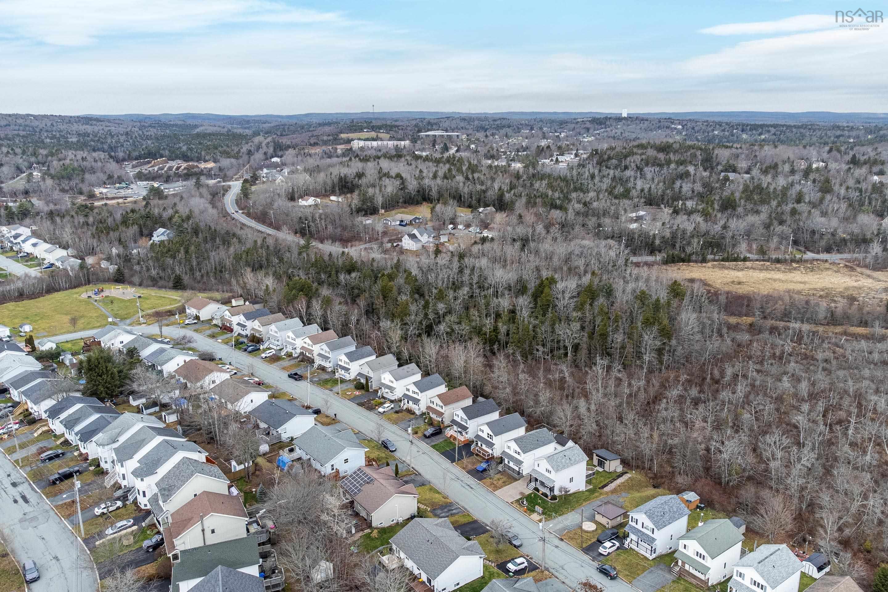 25 Taleen Drive photo #31