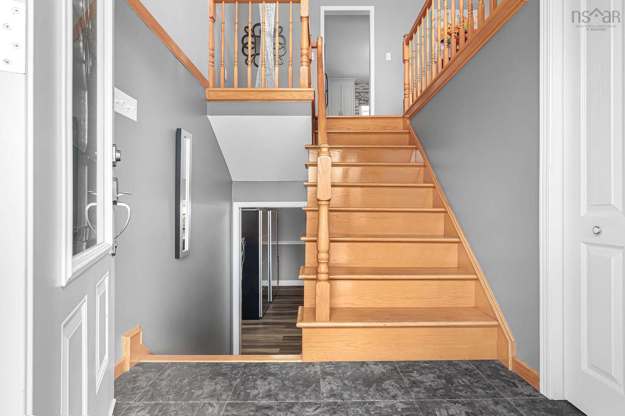 10 Ashley Drive photo #12