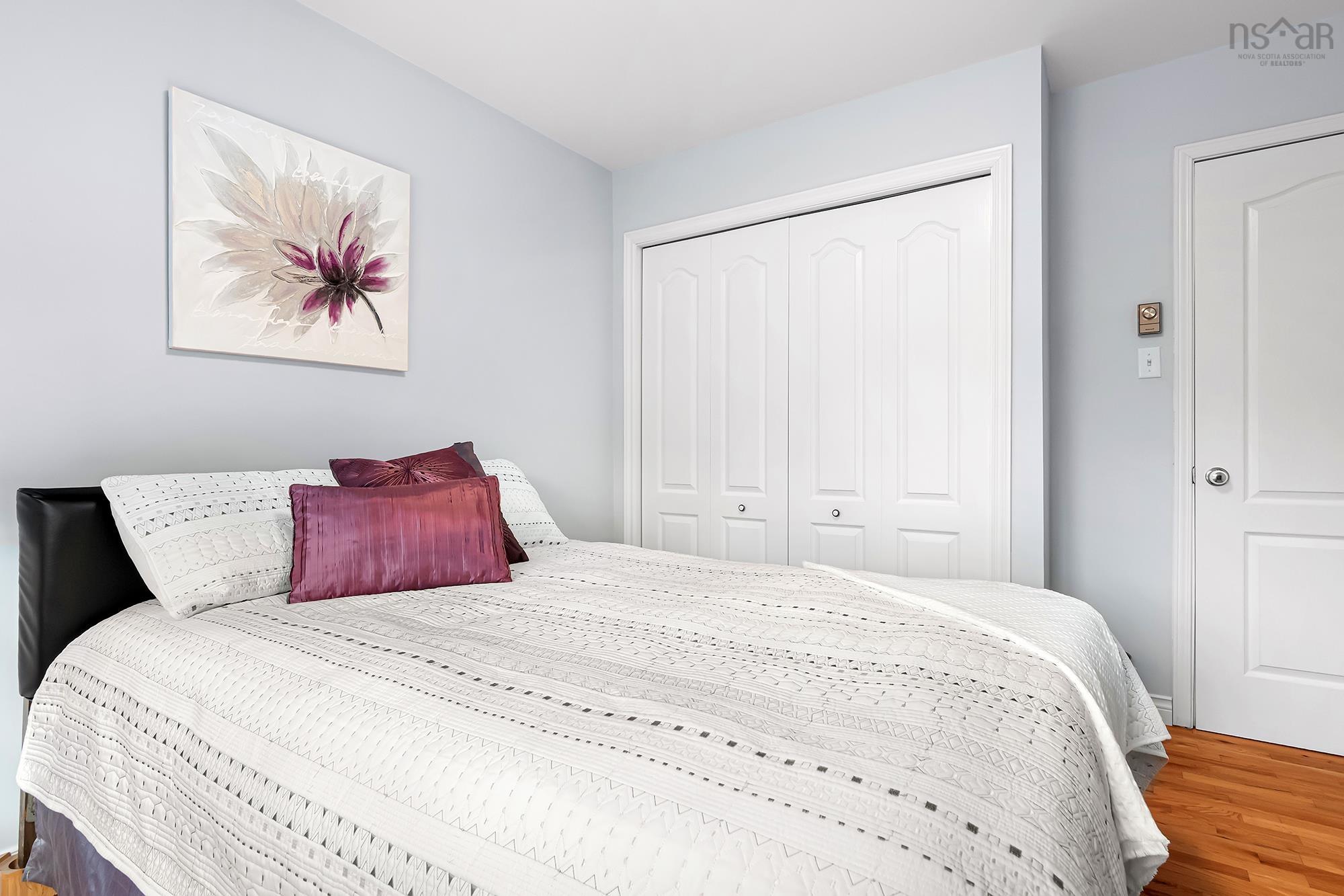 10 Ashley Drive photo #27