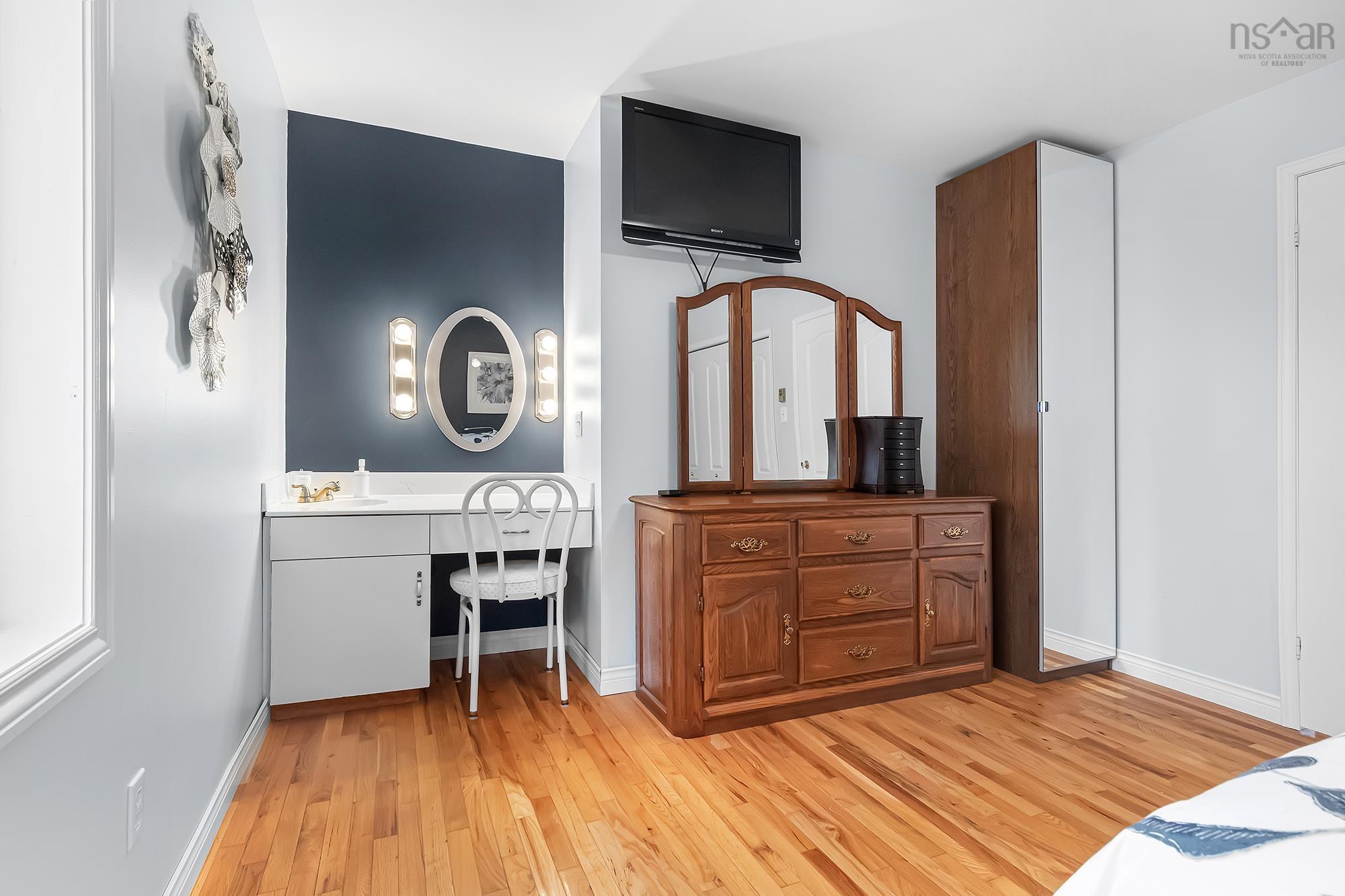 10 Ashley Drive photo #30