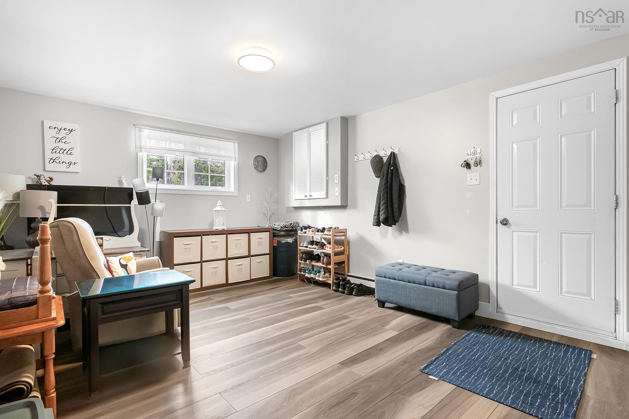 10 Ashley Drive photo #40