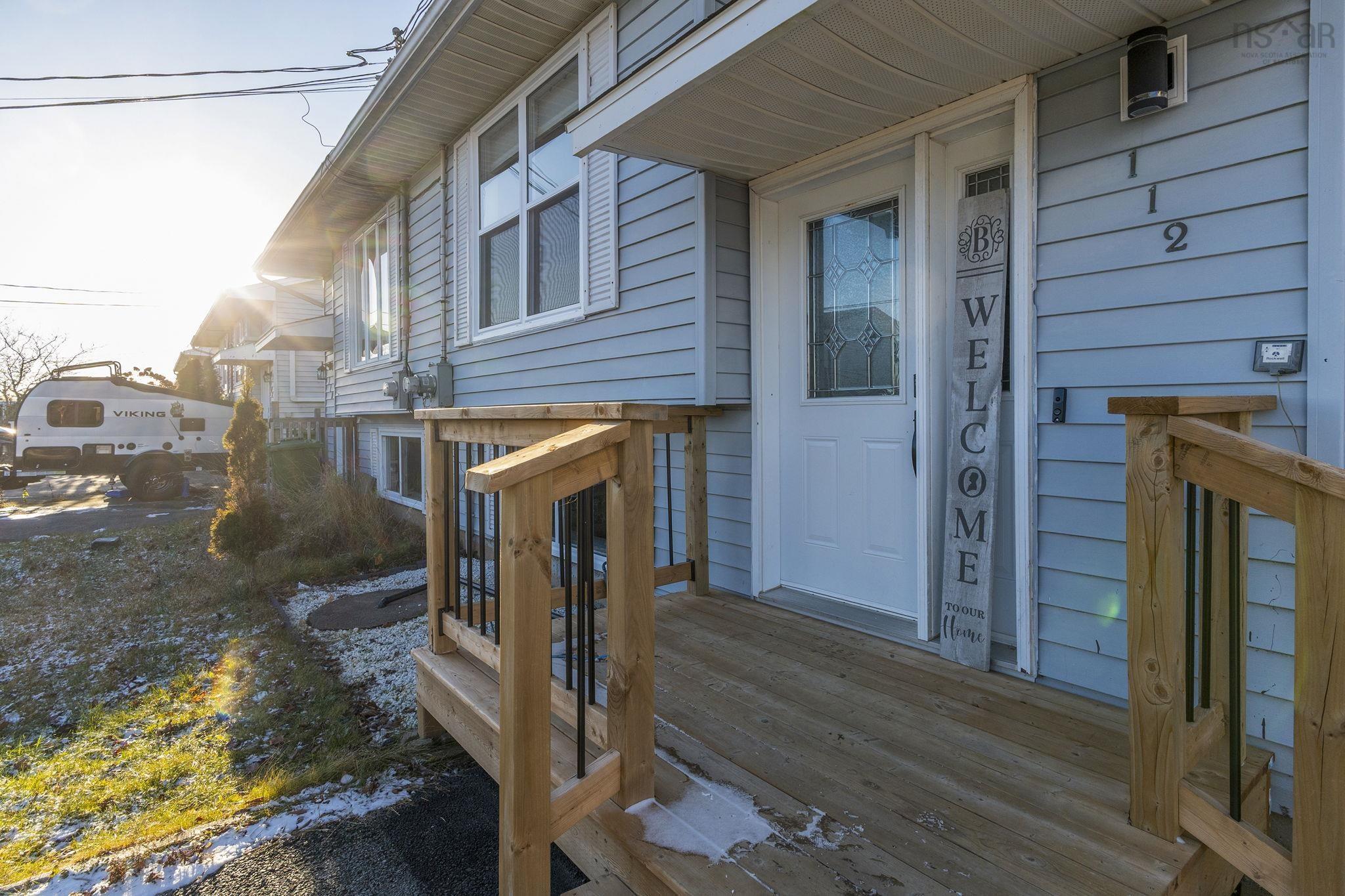 112 Briarwood Drive photo #2