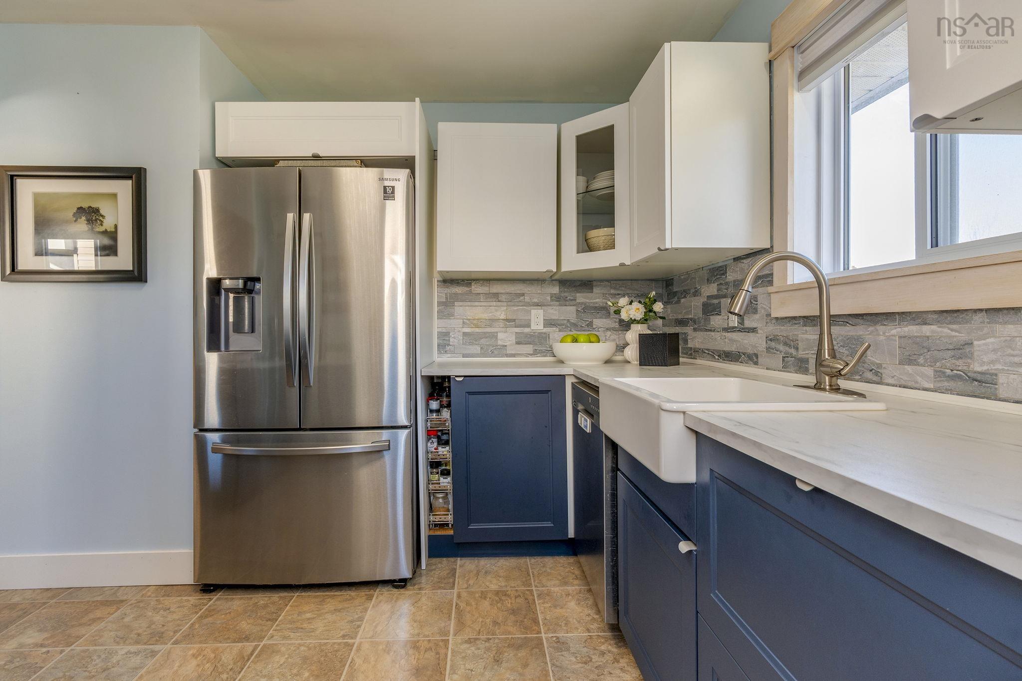 112 Briarwood Drive photo #14