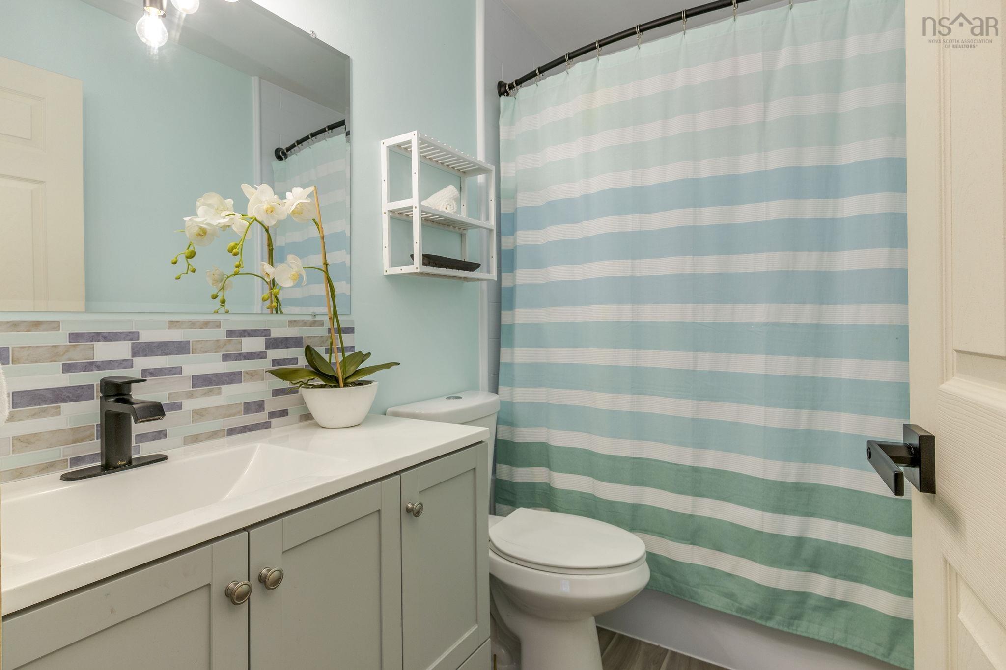 112 Briarwood Drive photo #23