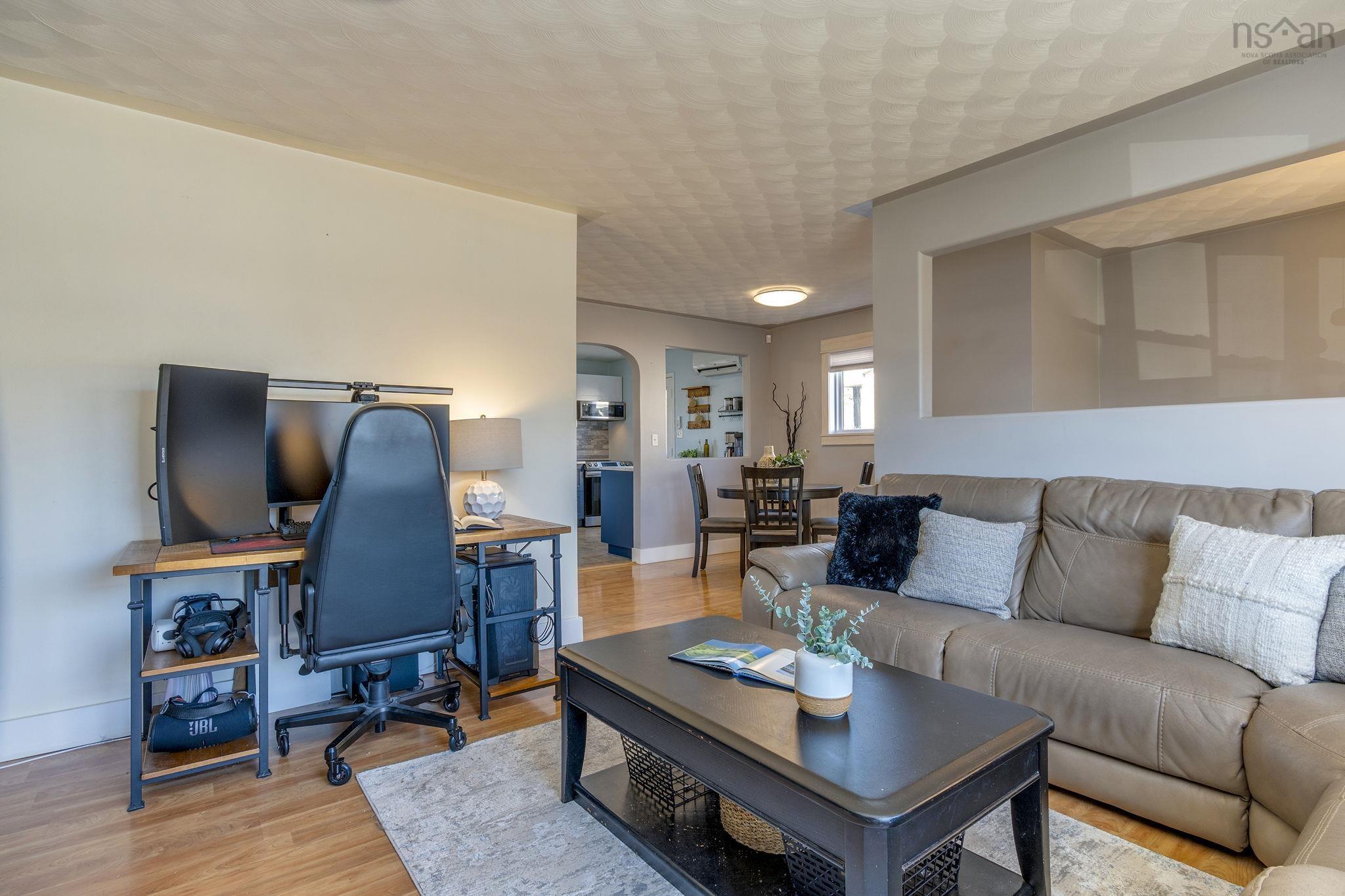 112 Briarwood Drive photo #7