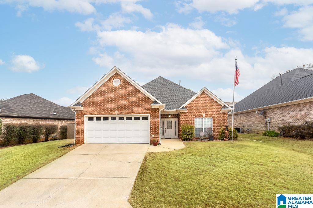 100 STEEPLECHASE COURT, PELL CITY, AL 35128 Stephanie Hurst The