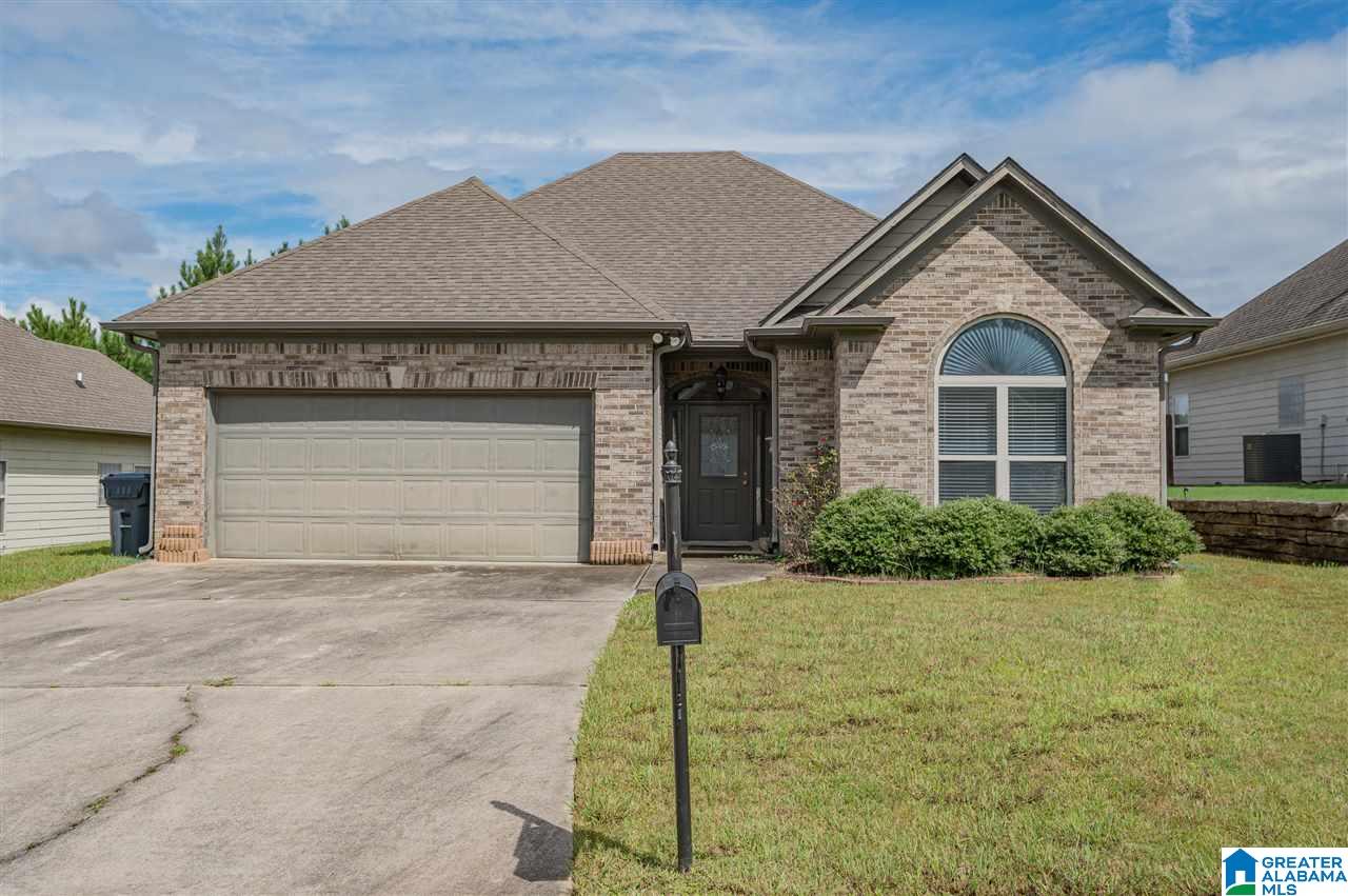 597 Waterford Lane, Calera, AL 35040