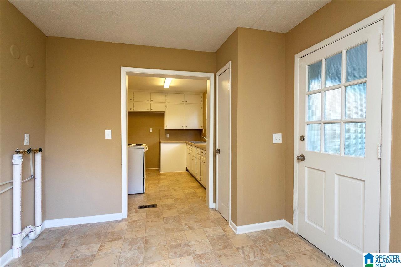 208 SUNRISE BOULEVARD