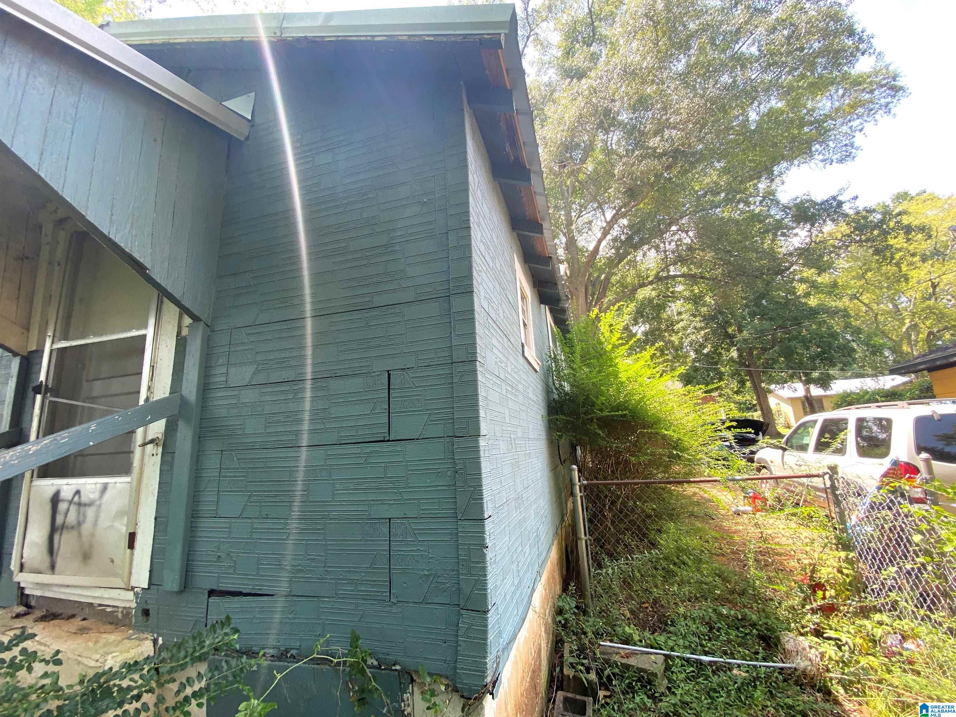 1319 14TH PLACE SW