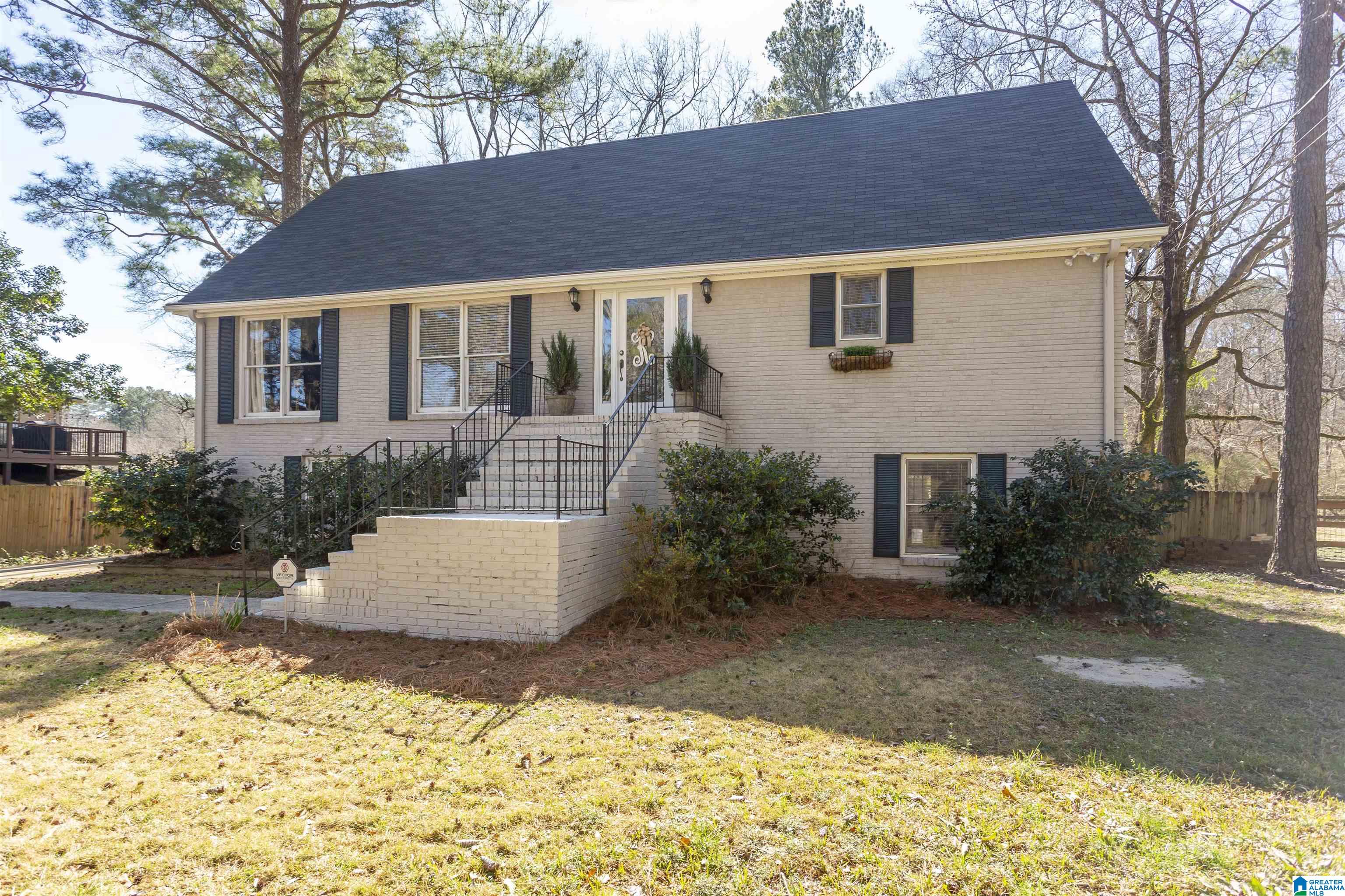 3420 Laurel View Lane, Hoover, AL 35216