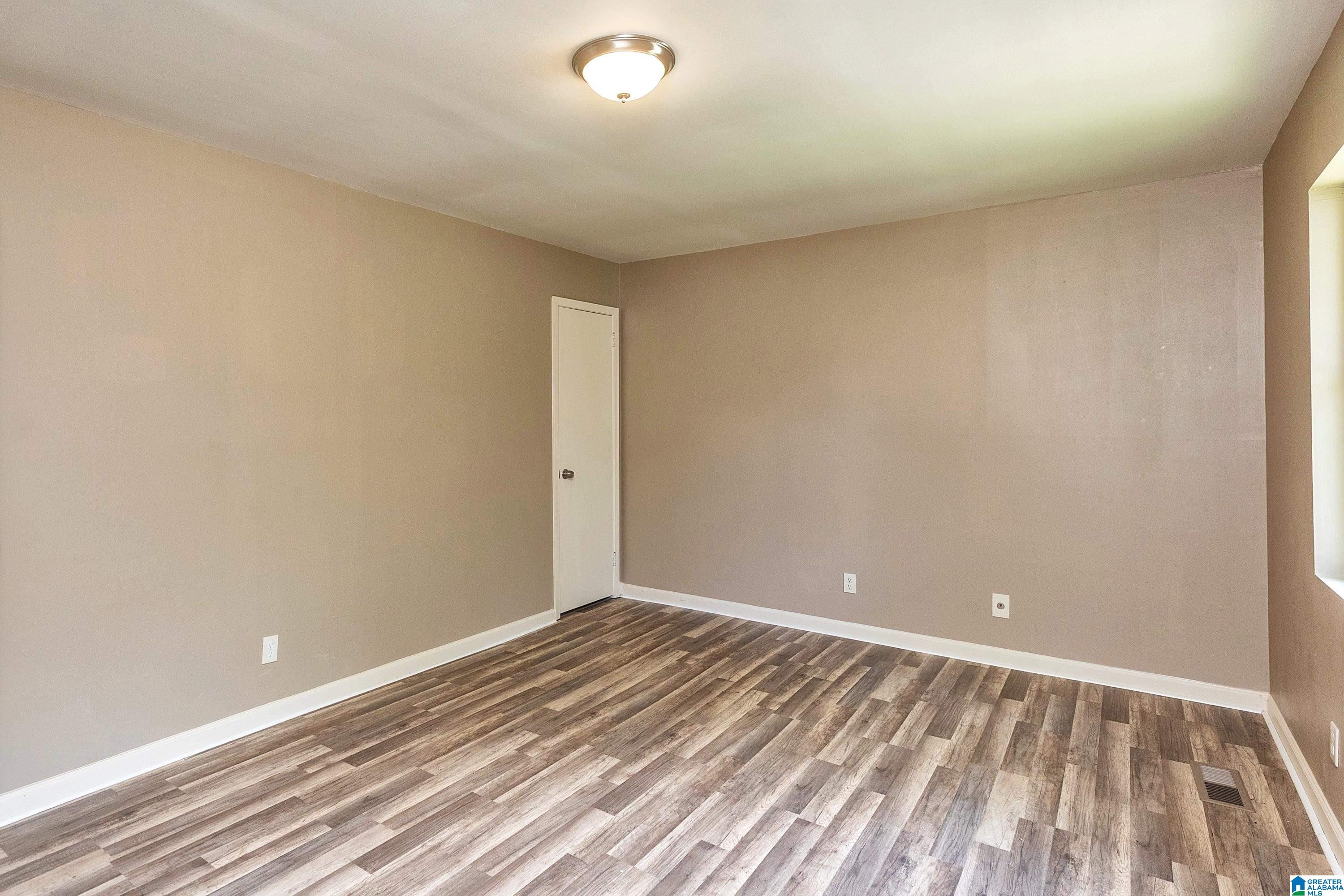 2605 SHEFFIELD COURT