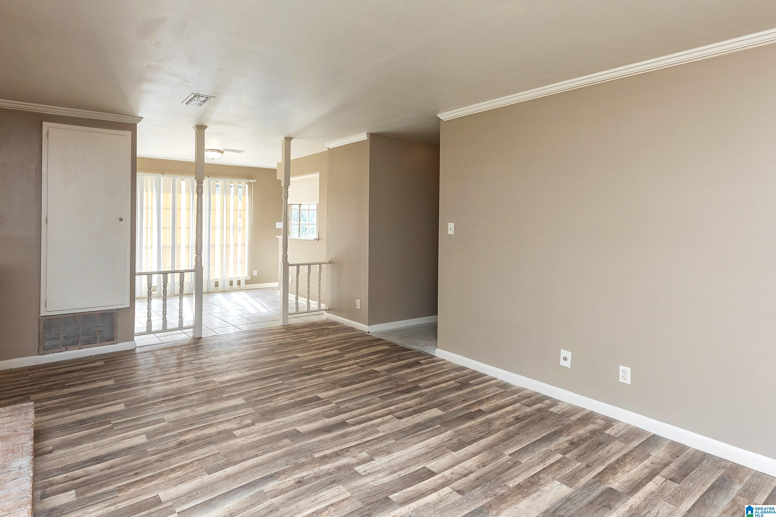2605 SHEFFIELD COURT