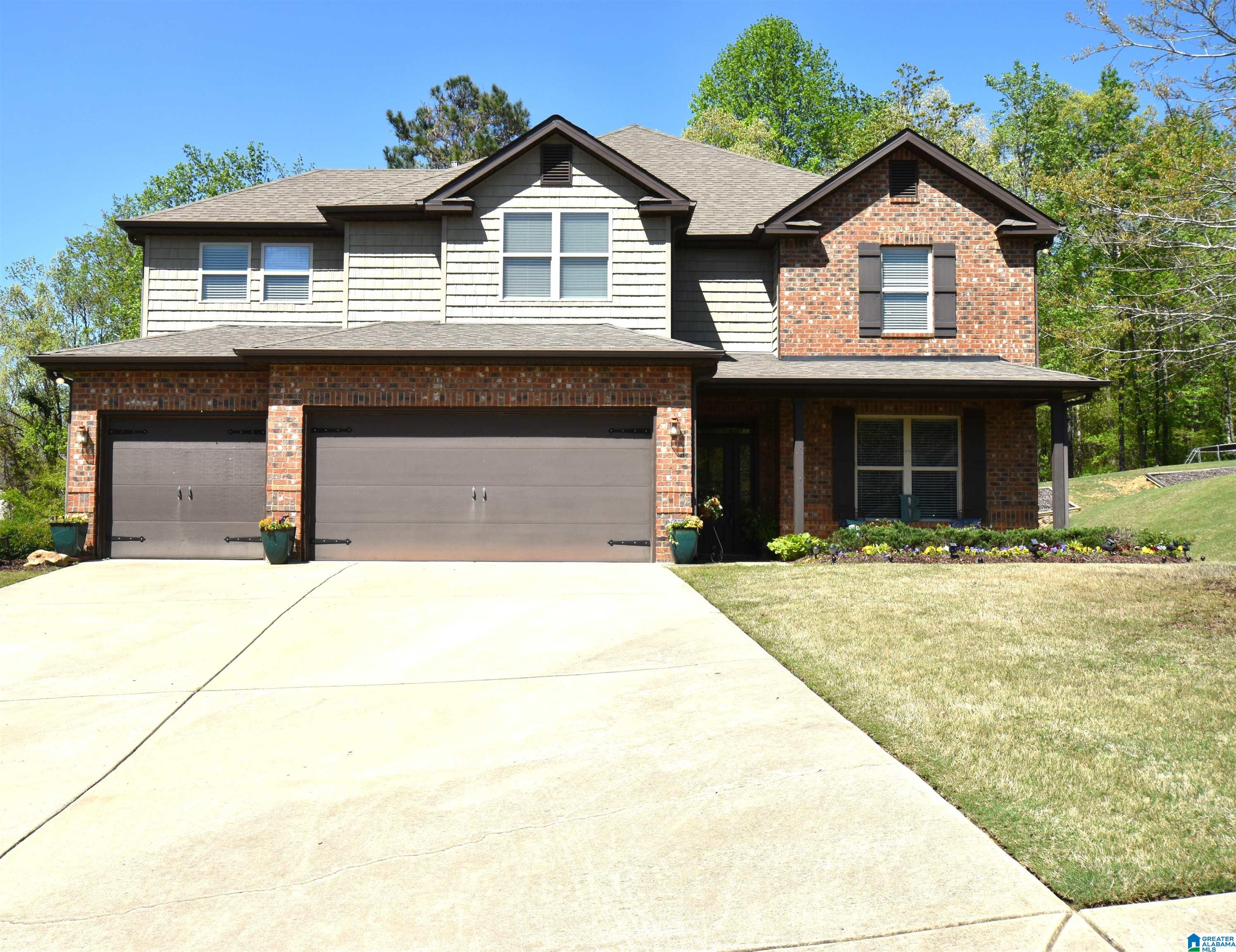 3314 Cahaba Manor Drive, Trussville, AL 35173