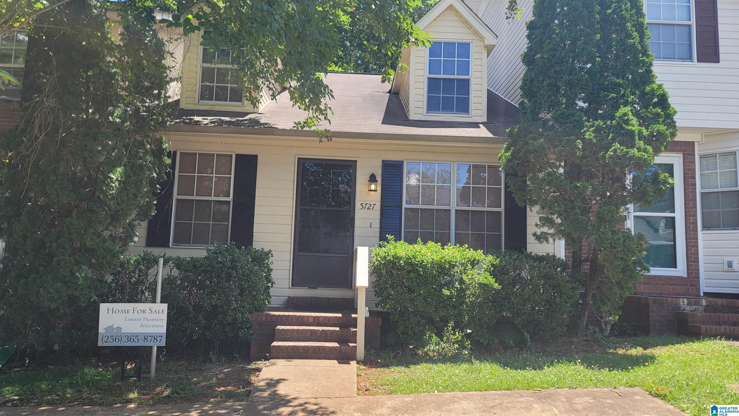 5727 Woodgate Circle, Anniston, AL 36206