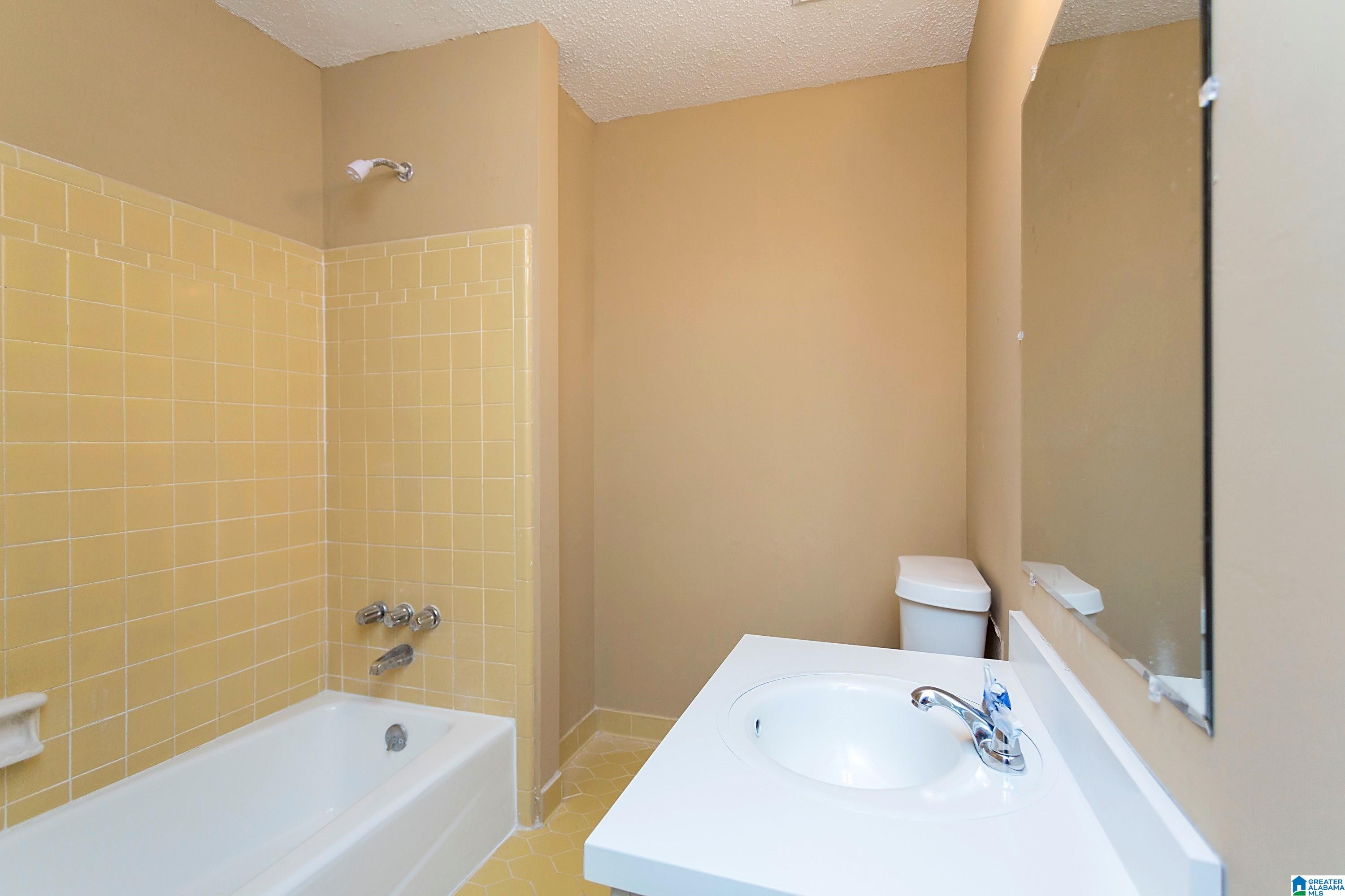 1741 6TH PLACE NW