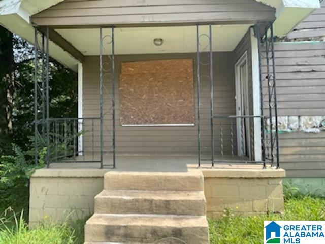 Homes for sale in Anniston, AL | 711 W 14th Street, Anniston, AL 36201 | MLS# 1327834