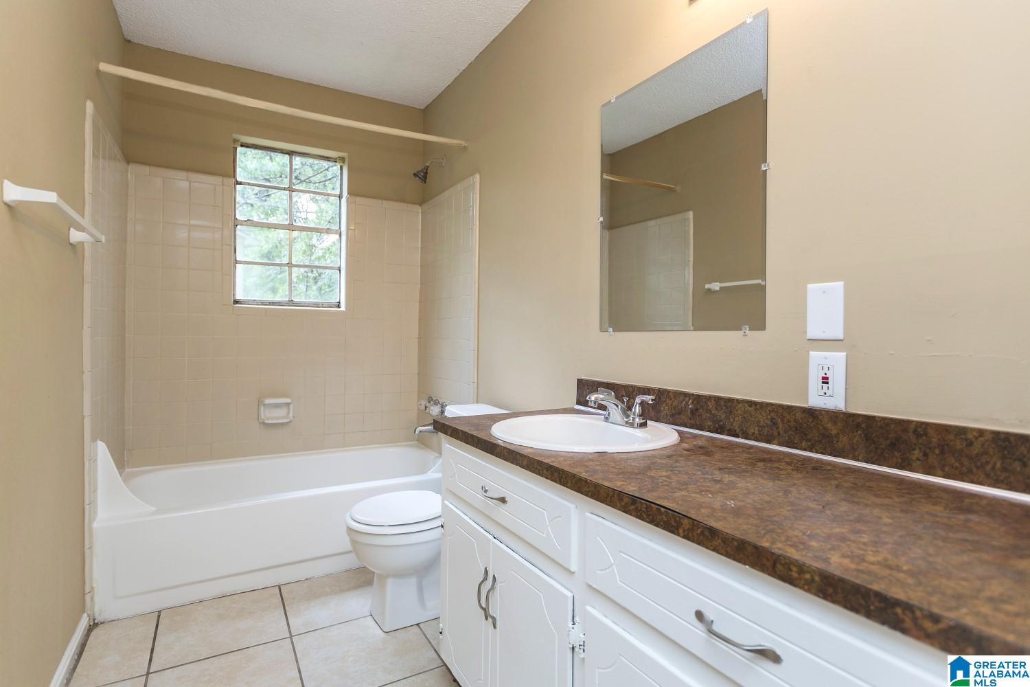 1723 6TH PLACE CIRCLE NW