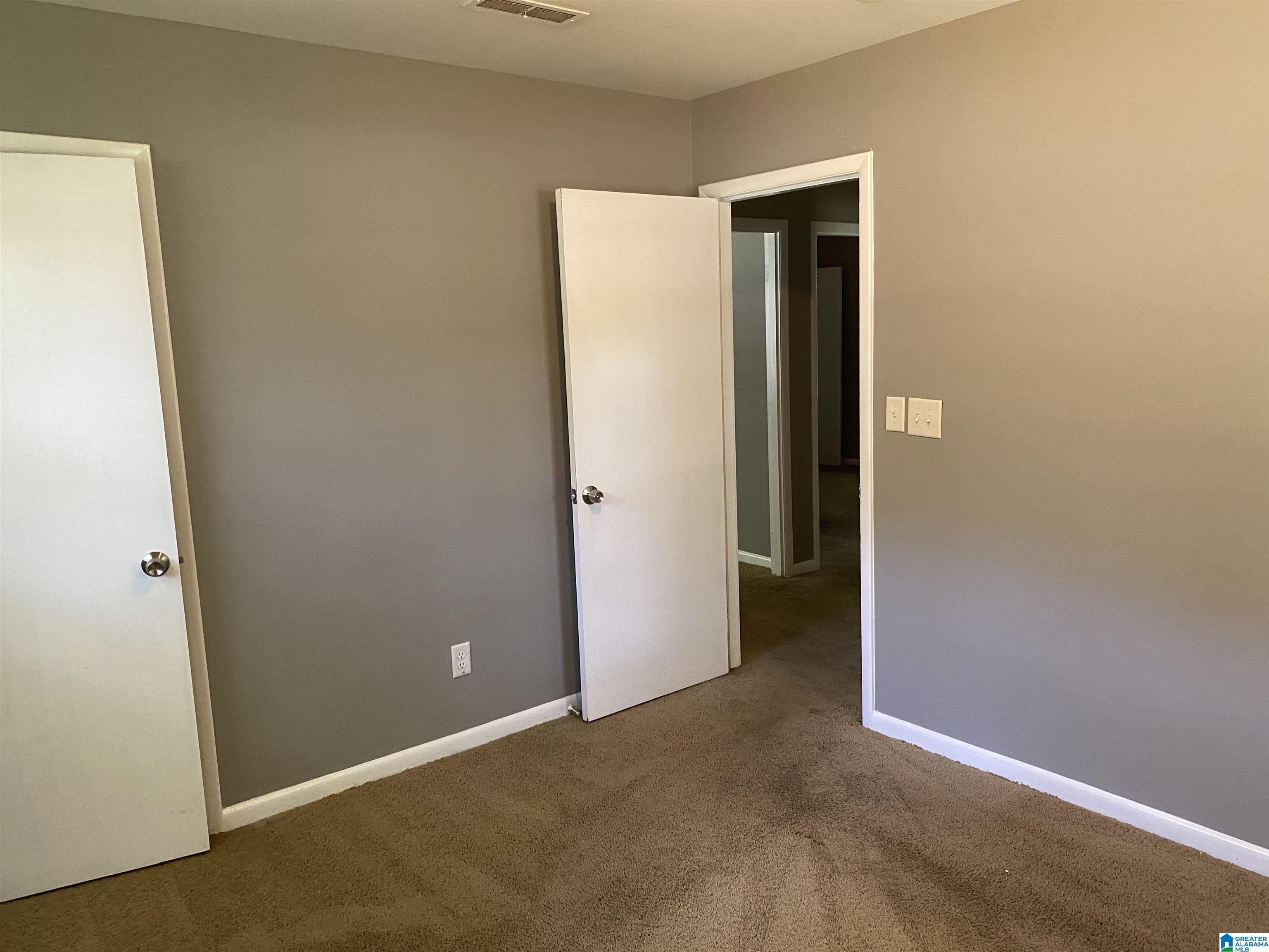 133 16TH TERRACE NE