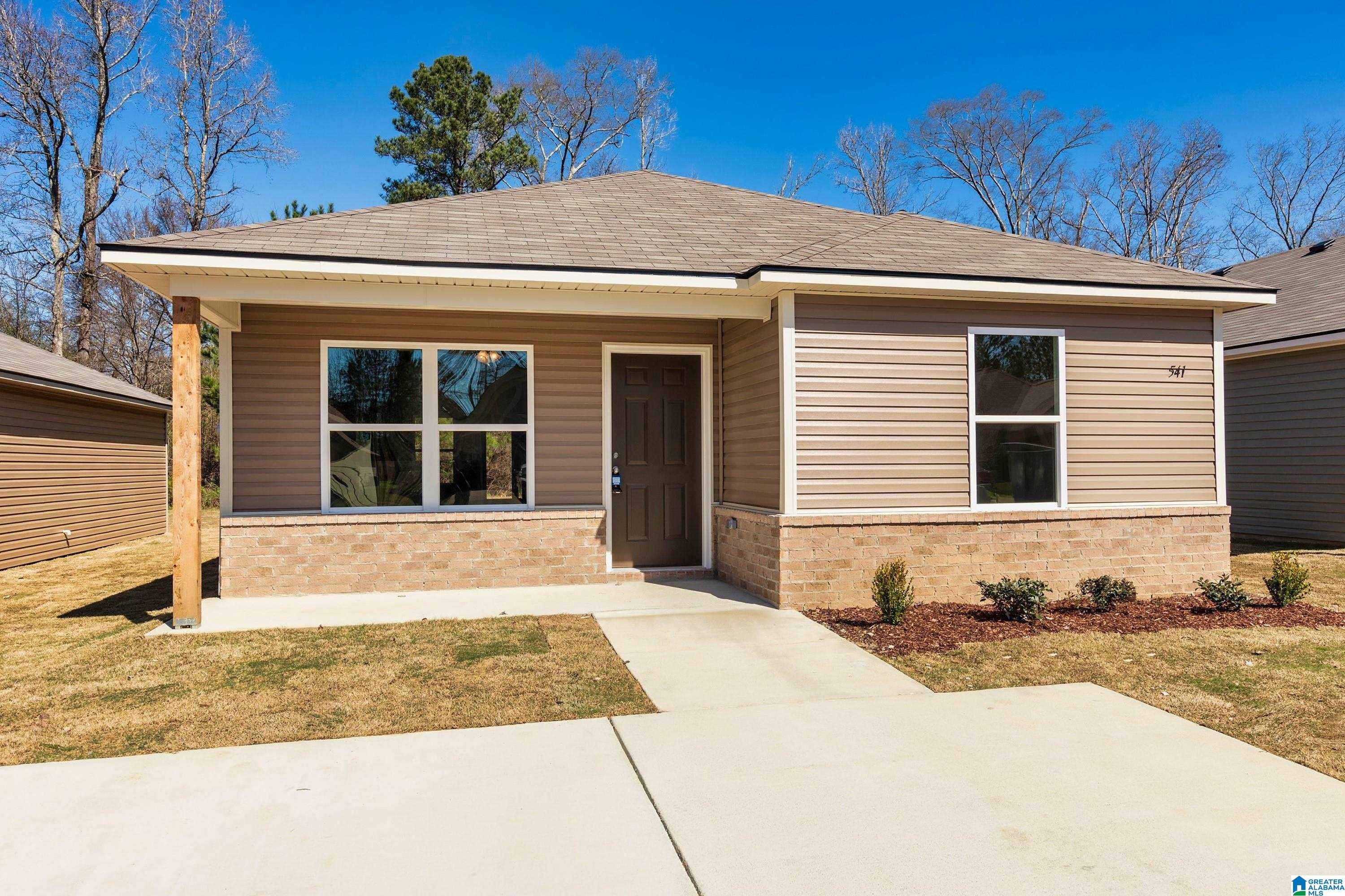 541 FOX RUN CIRCLE