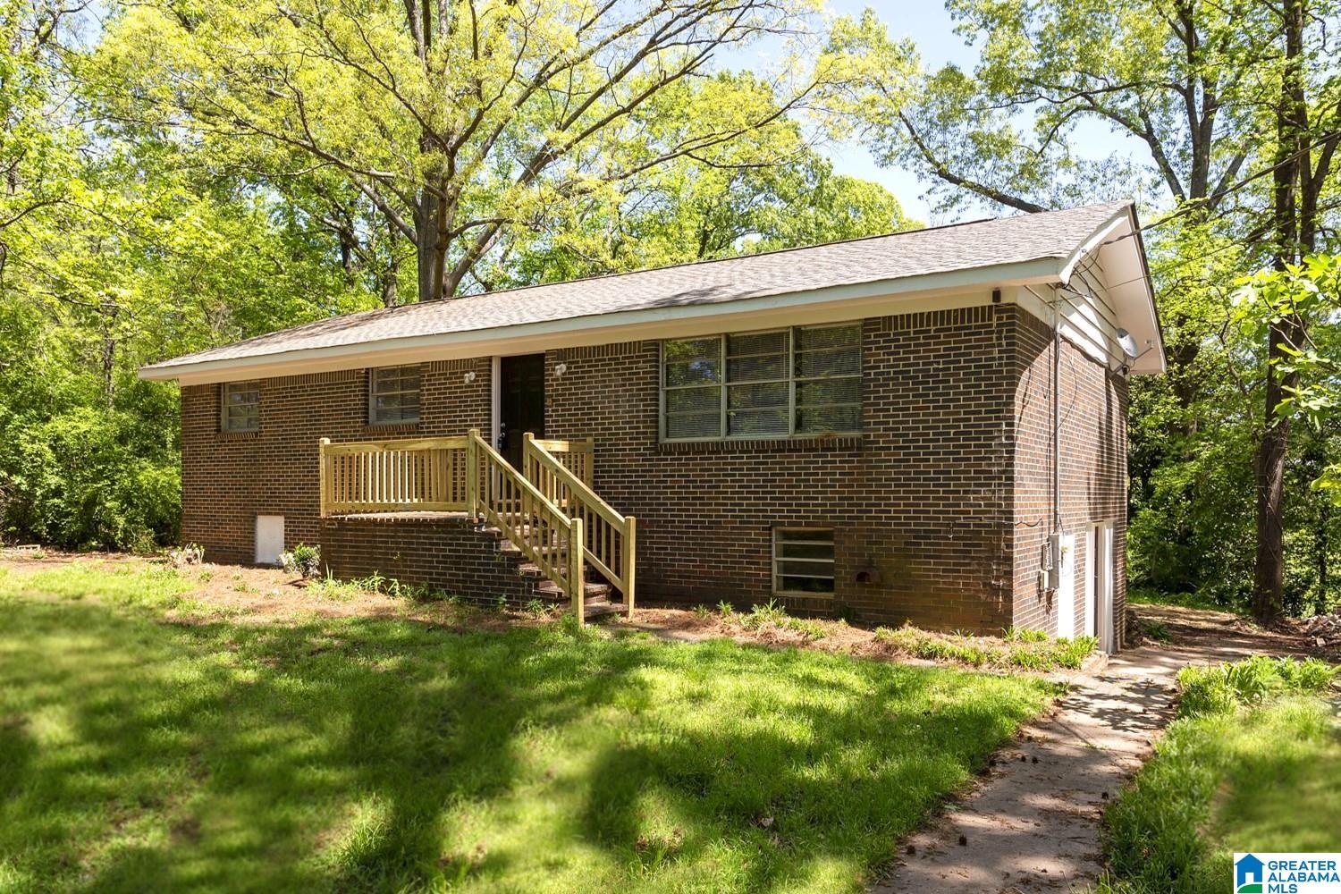 425 JERRY DRIVE SW