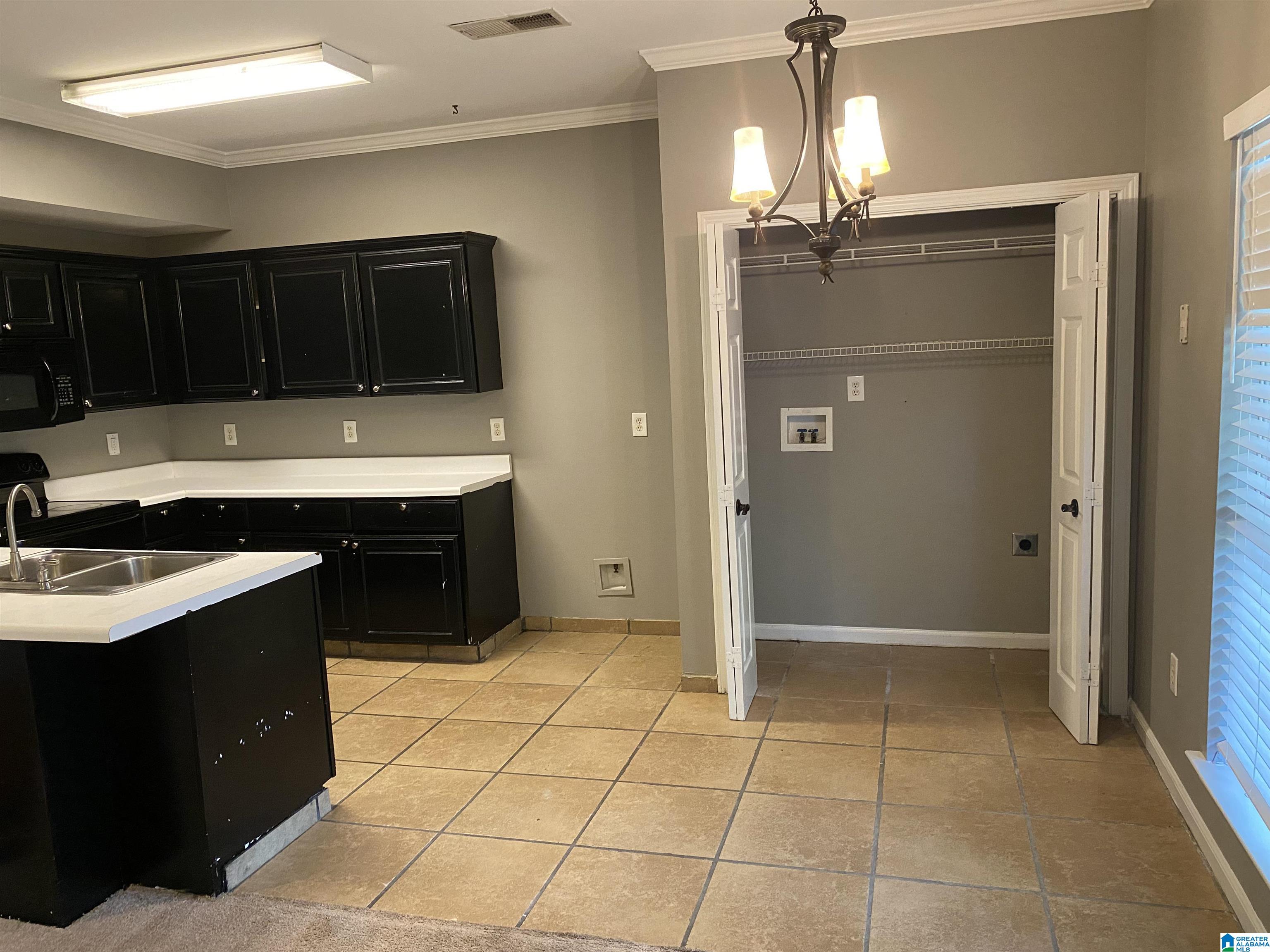 440 CAMBRIAN RIDGE TRAIL