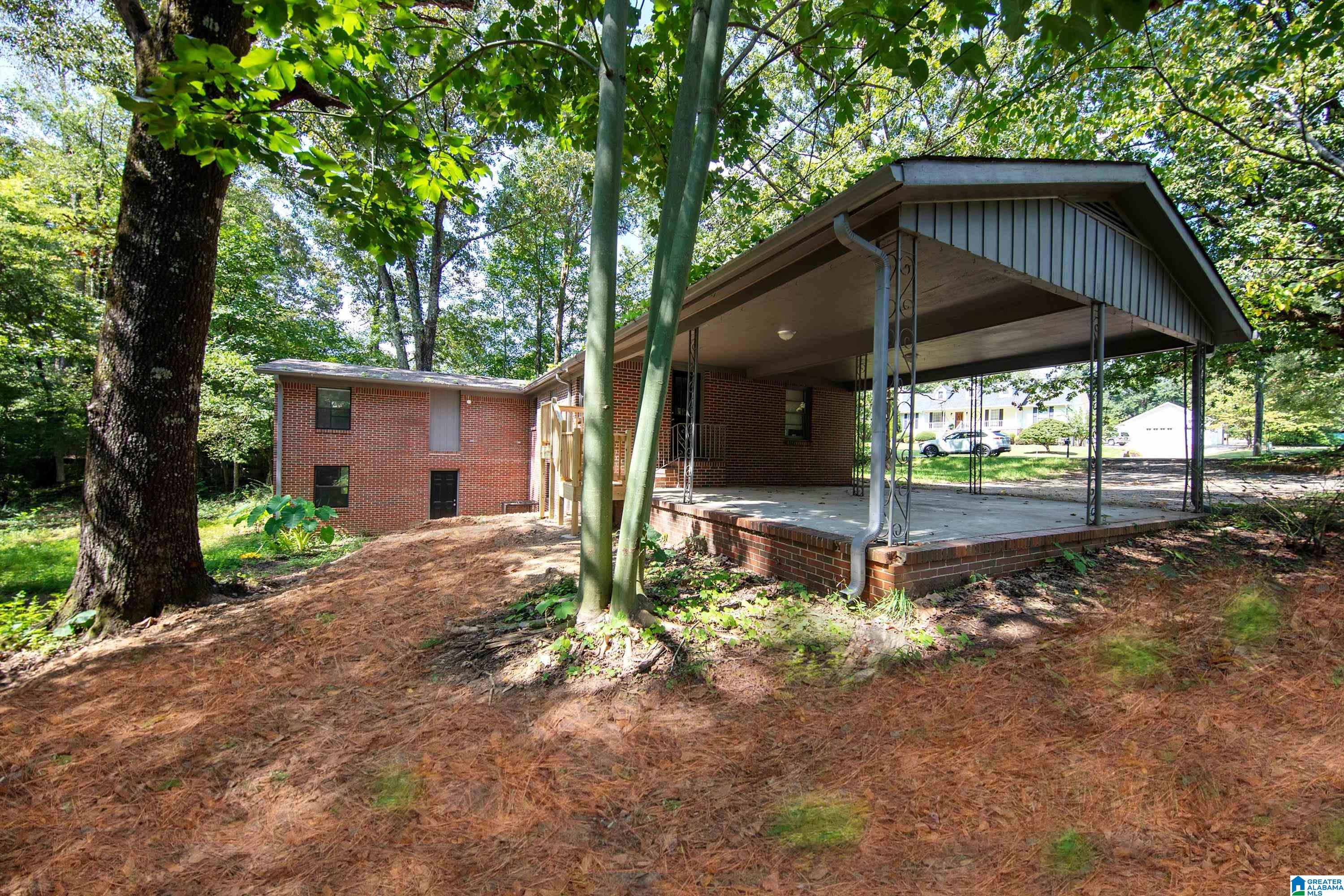 1536 LILLY LANE