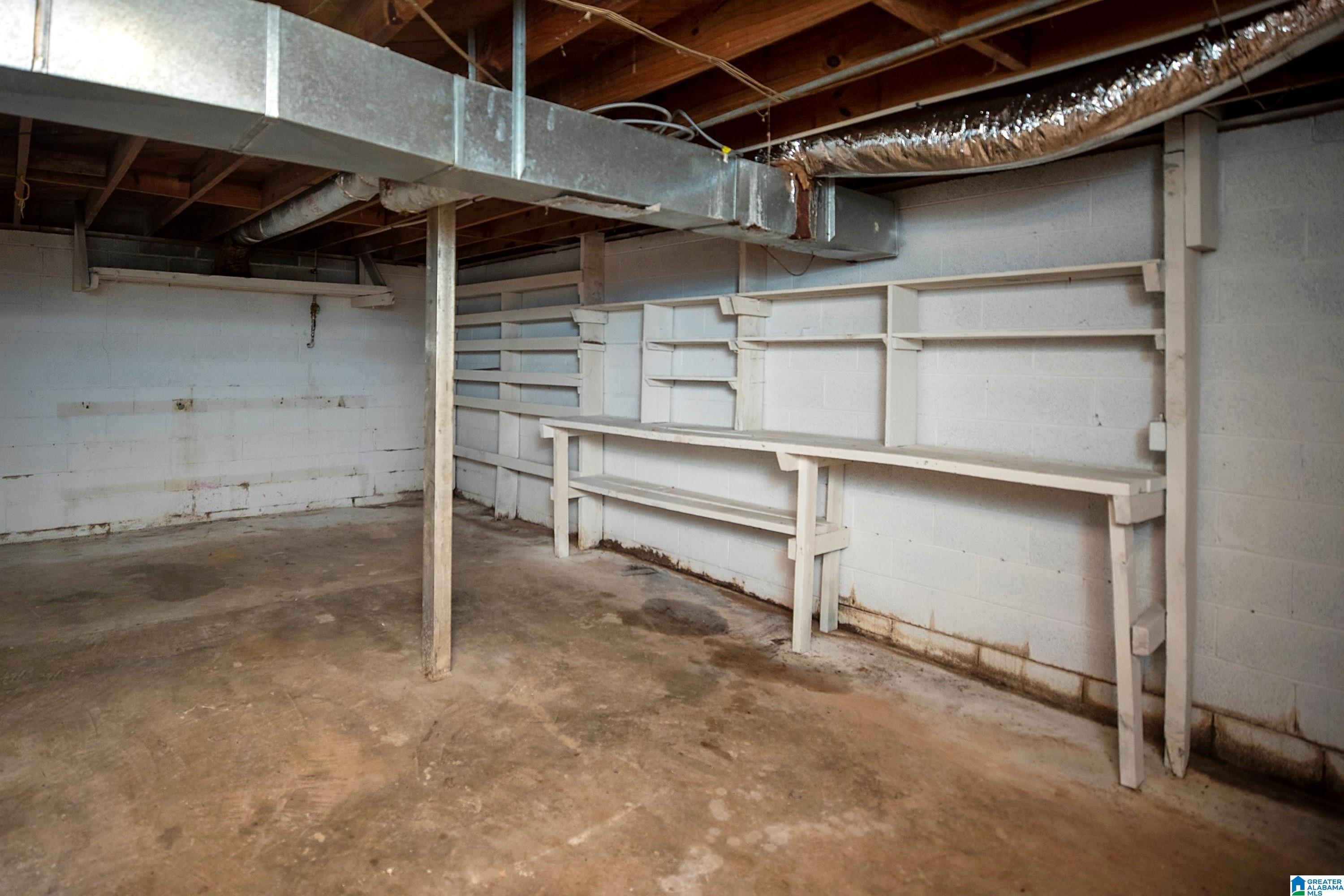 1536 LILLY LANE