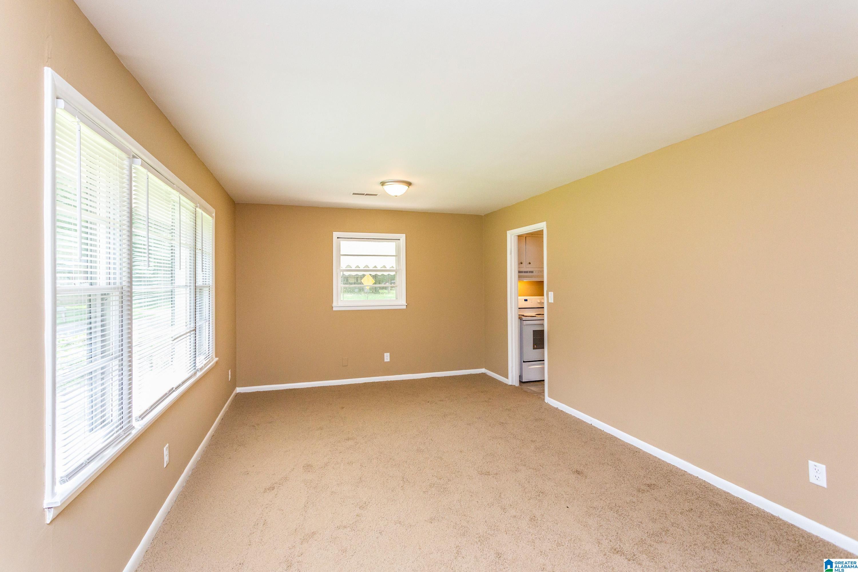 133 16TH TERRACE NE