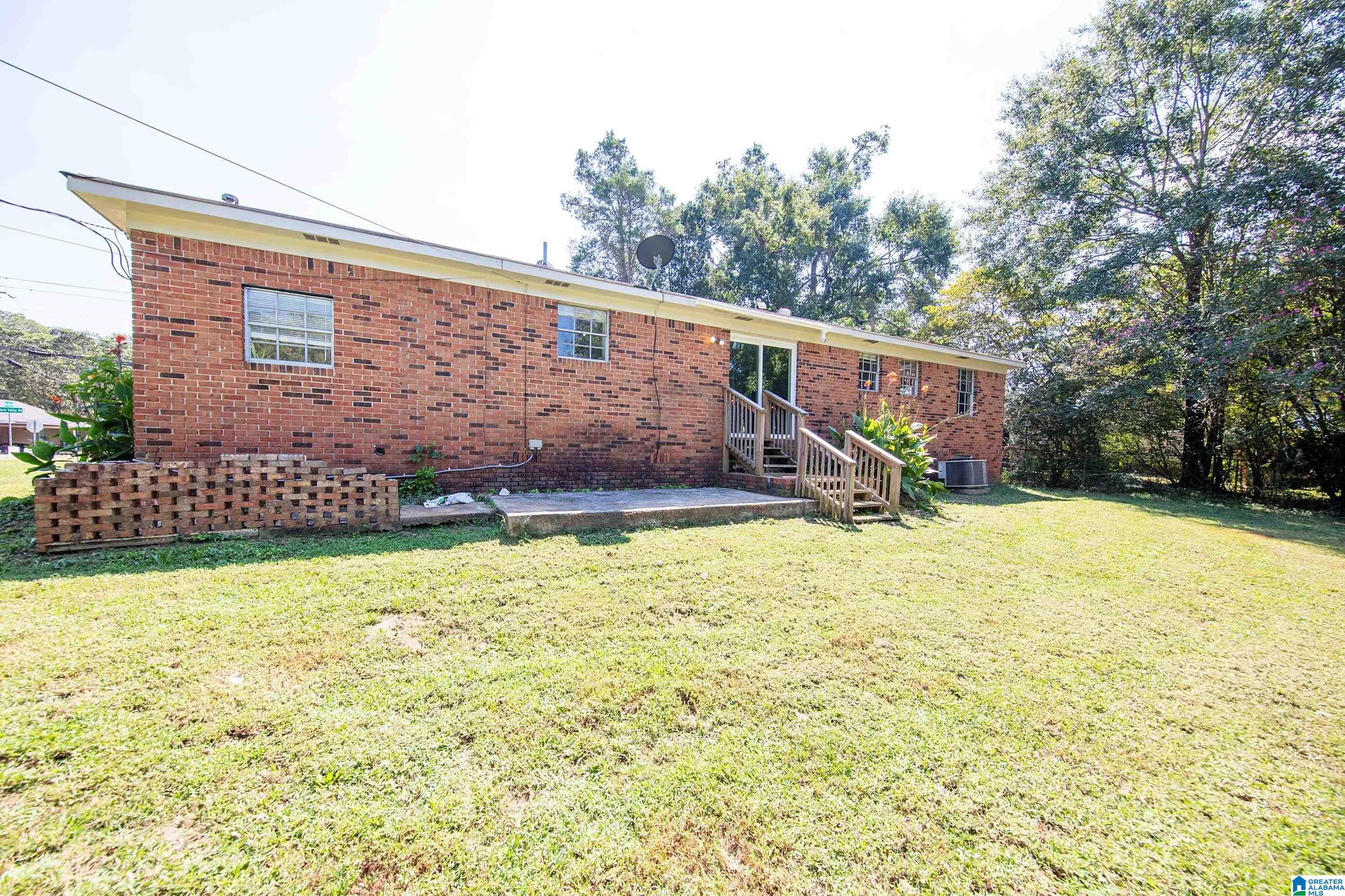 1100 EASTERN VALLEY ROAD
