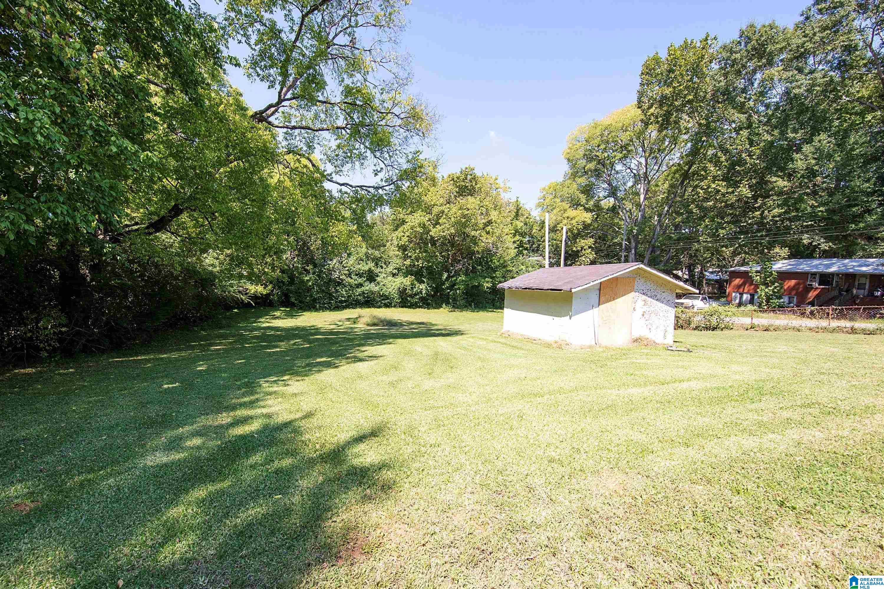 1100 EASTERN VALLEY ROAD