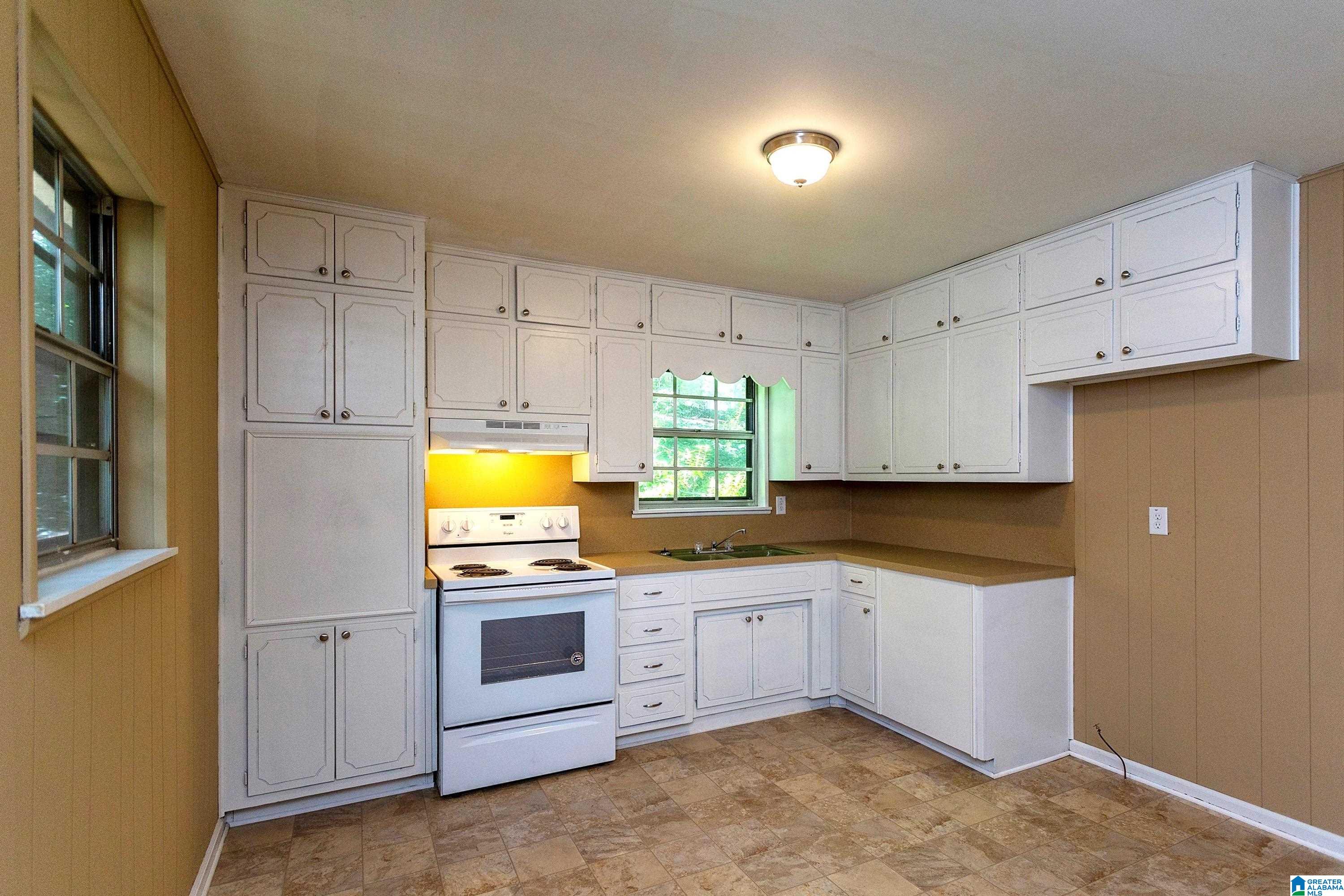2415 ORMOND DRIVE