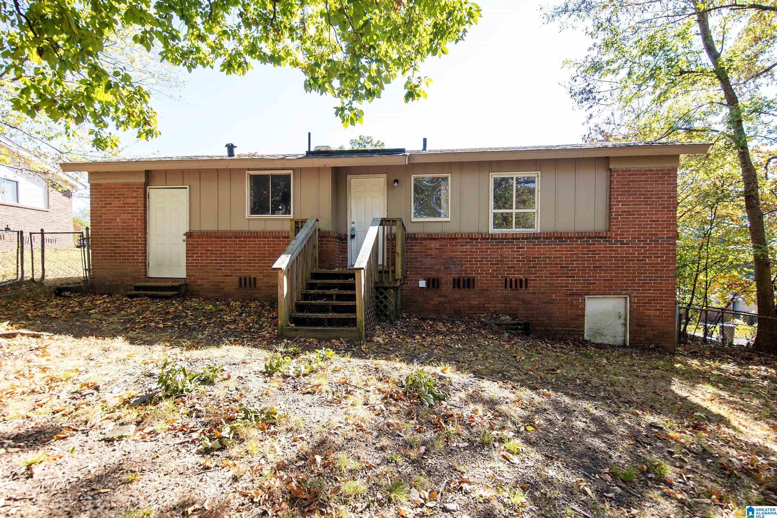 424 BURGUNDY ROAD