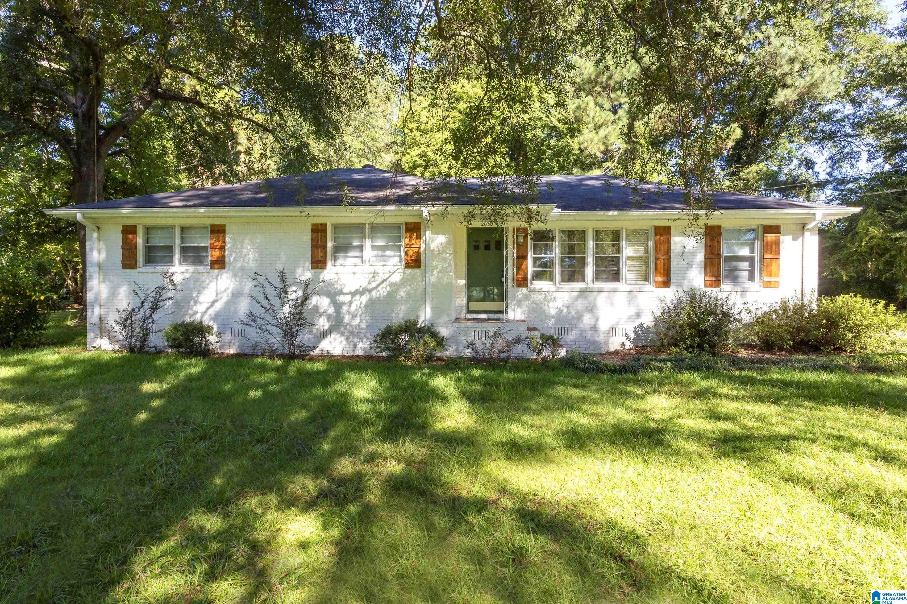 2050 PINEHURST DRIVE