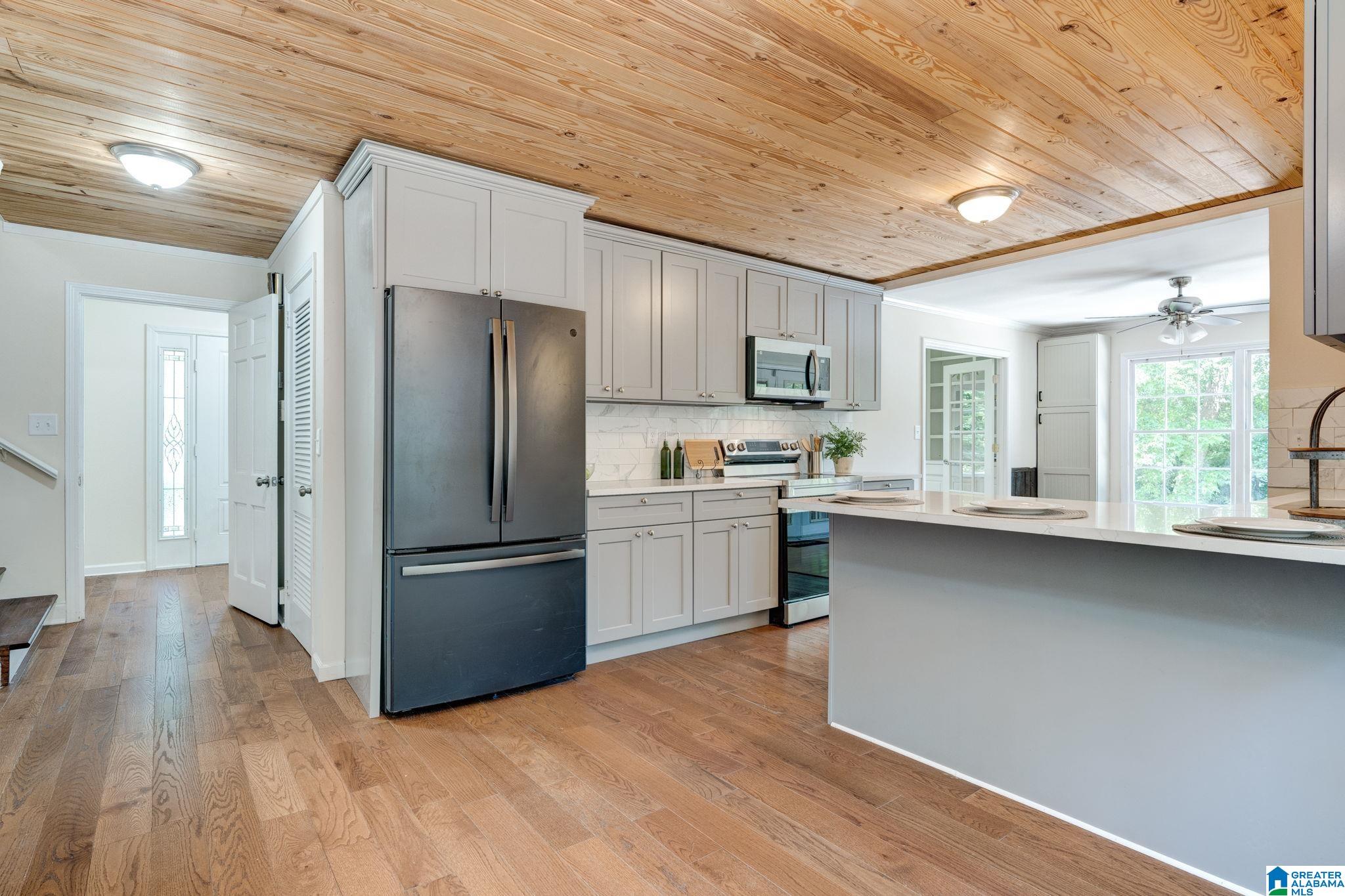 3755 COLCHESTER ROAD, MOUNTAIN BROOK, AL 35223
